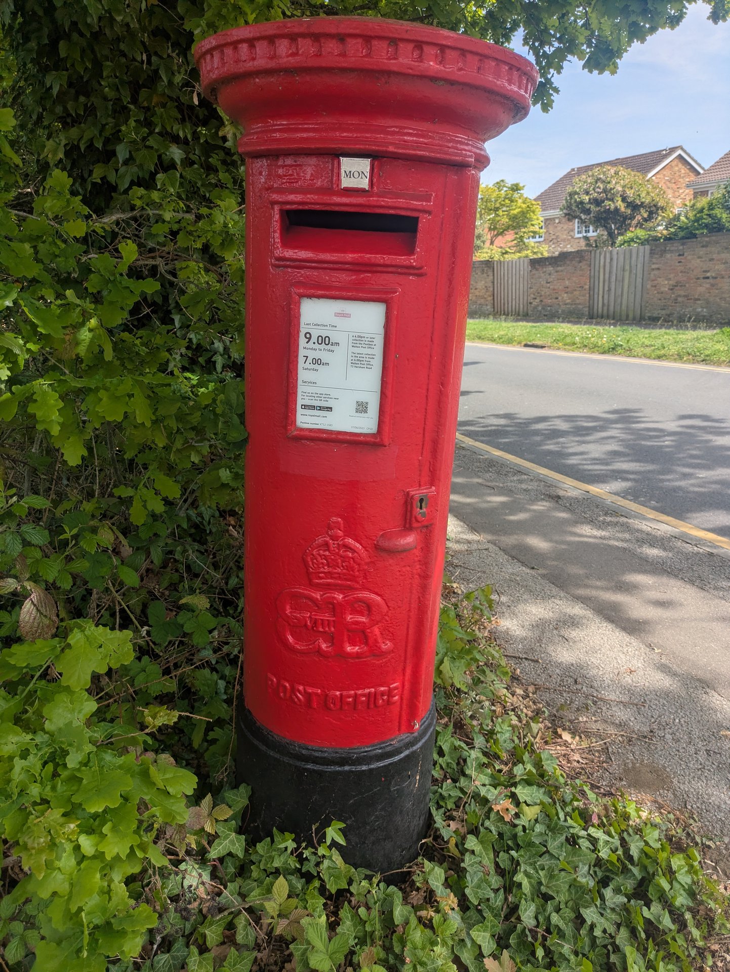 Mayfield Road, Weybridge photo 3