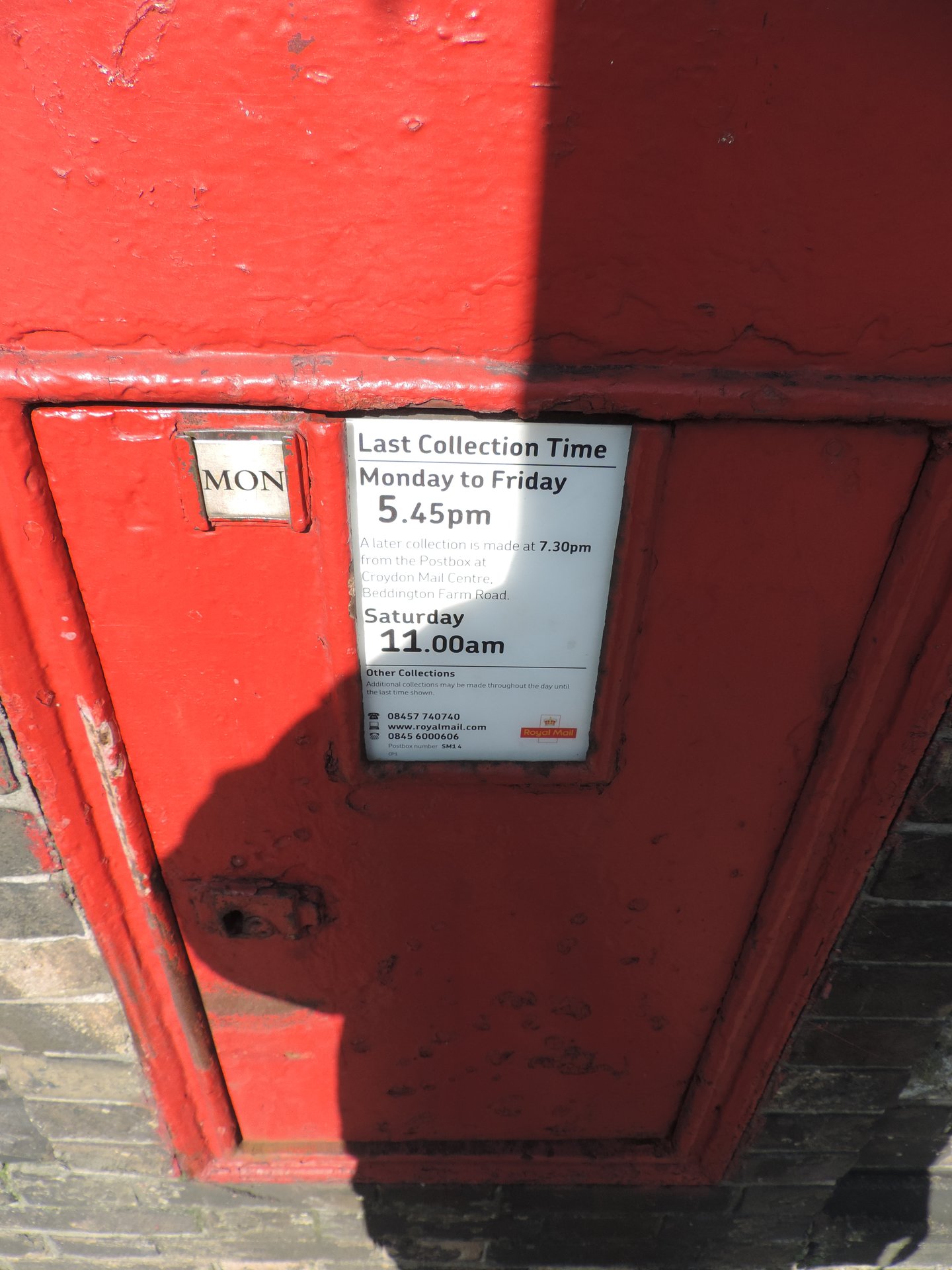 Carshalton Road, Greater London photo 3