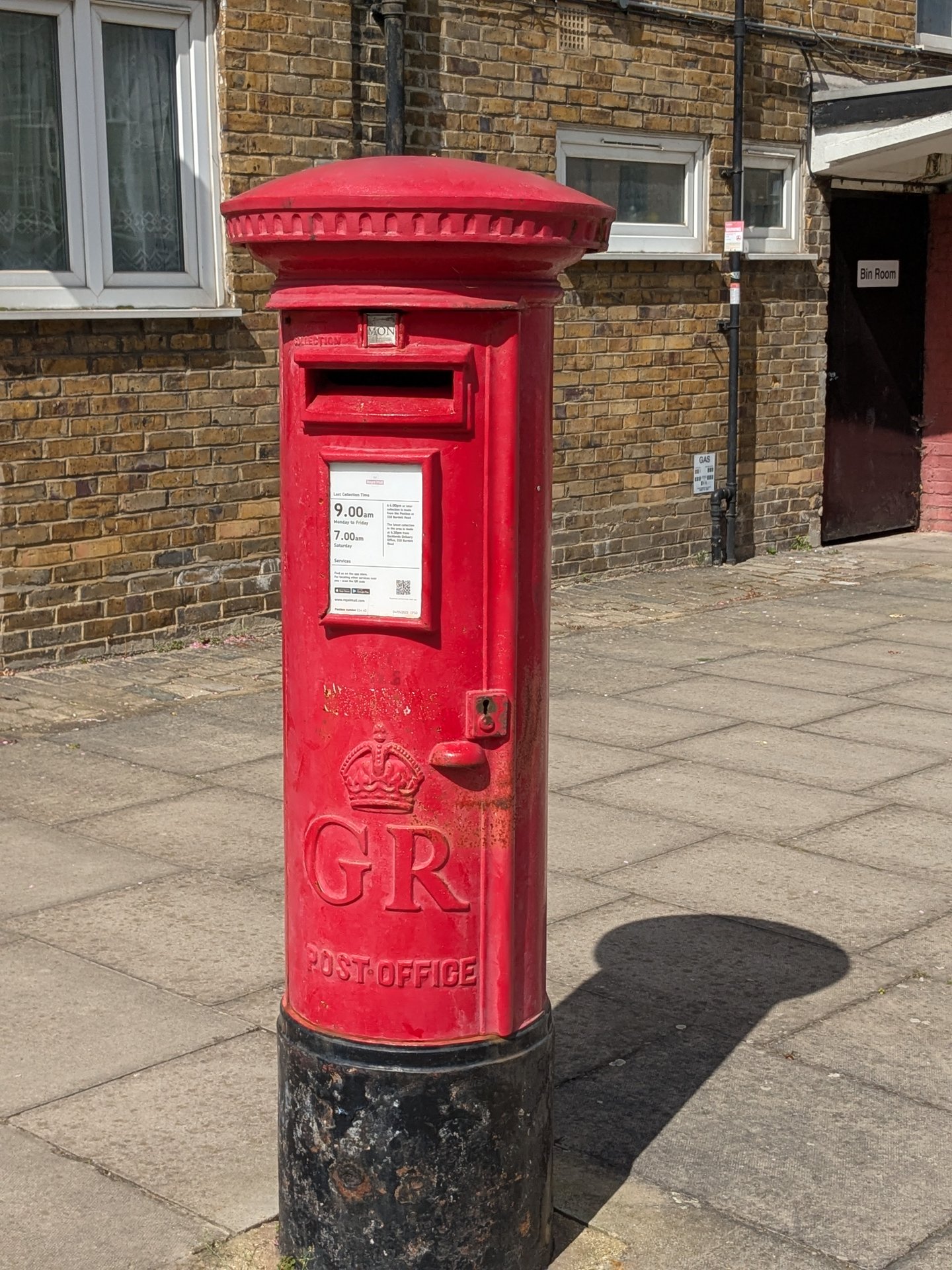 Dora Street, Poplar photo 3