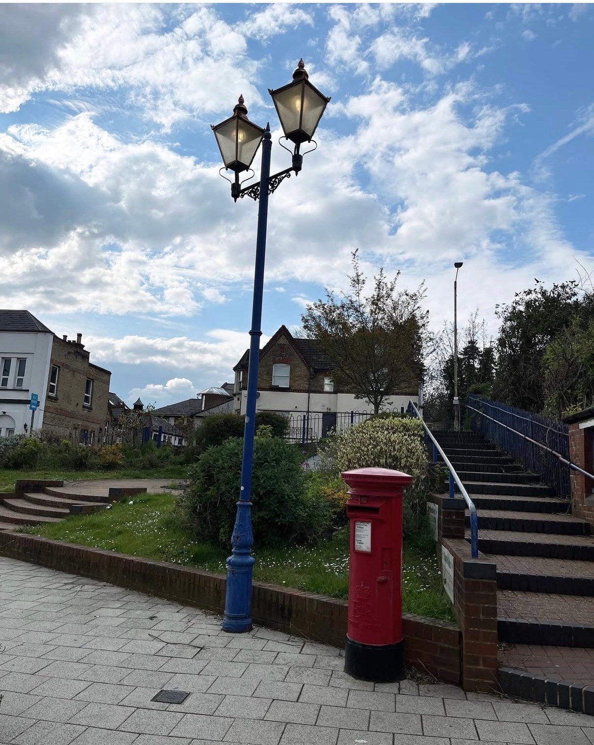 Crendon Street, High Wycombe, Queen Elizabeth II