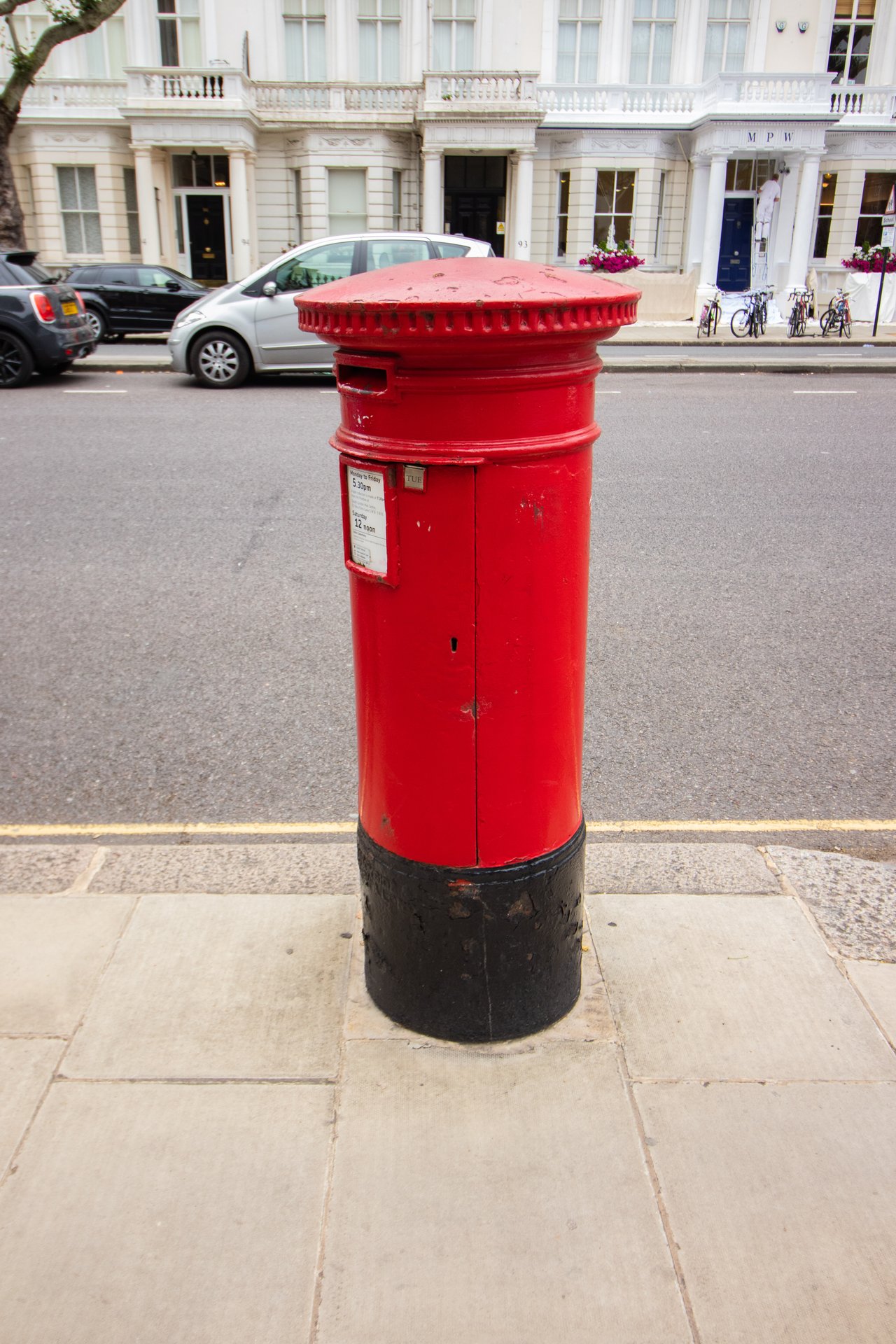 Queen's Gate, Greater London photo 2