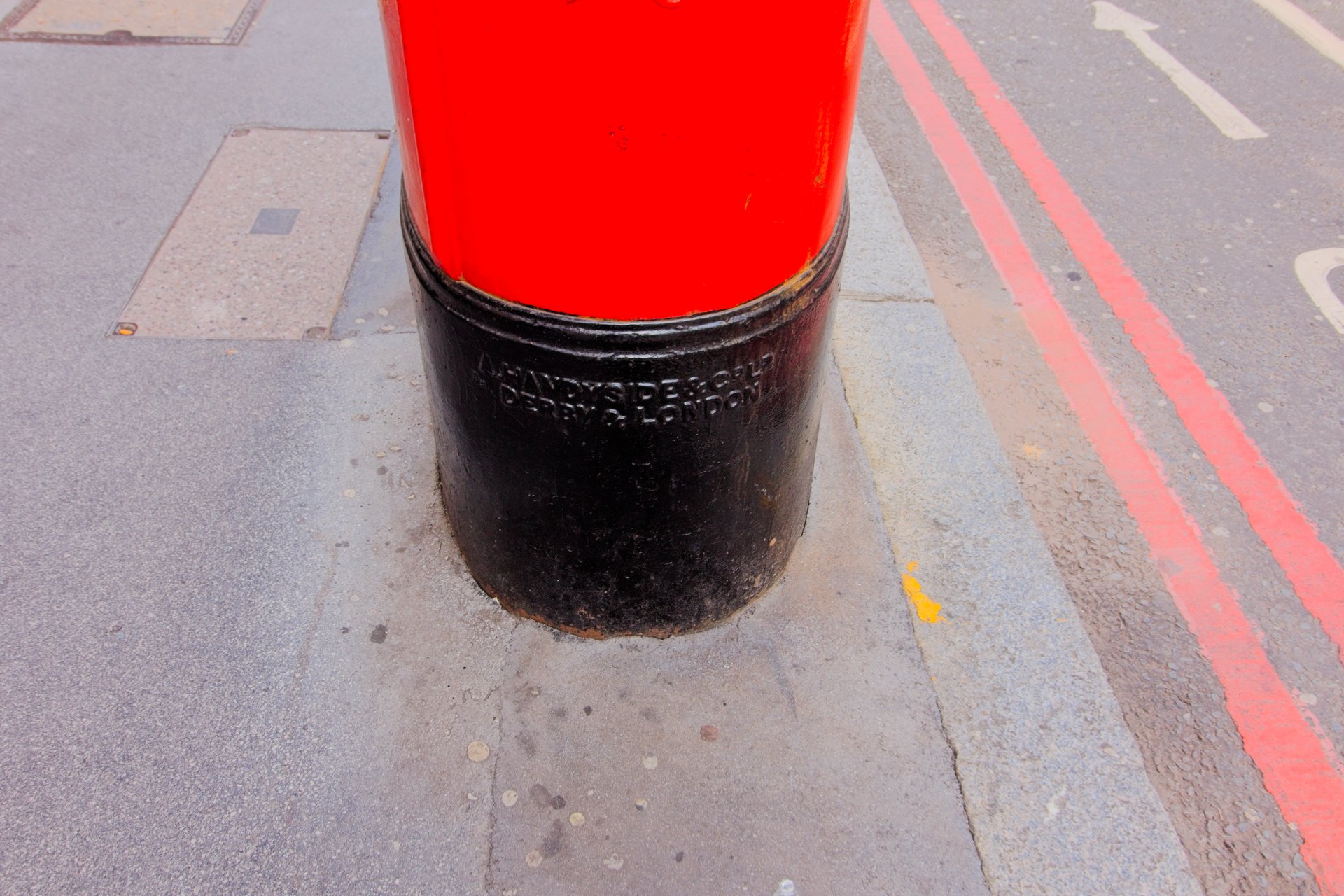 Lombard Street, City of London photo 3