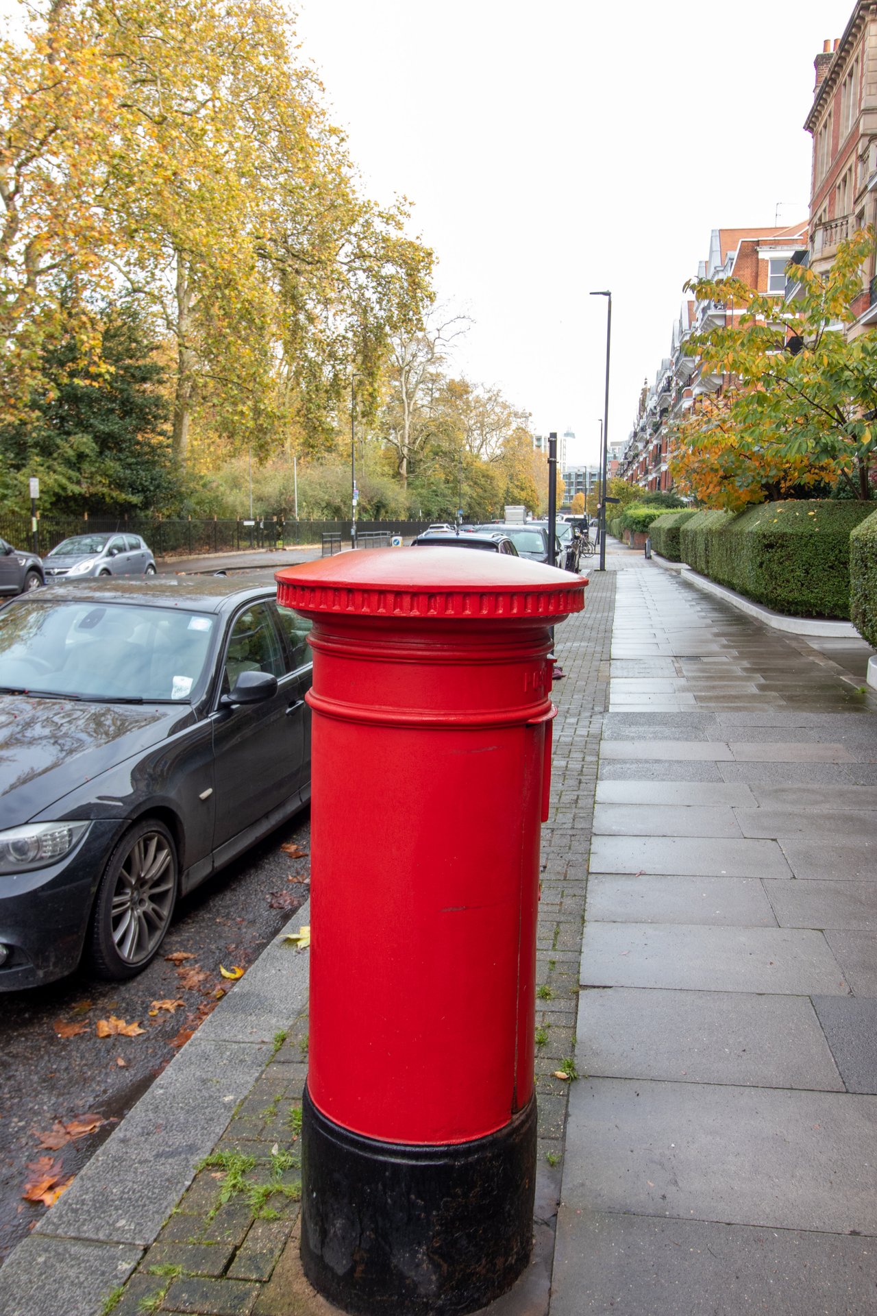 Prince of Wales Drive, Greater London photo 3