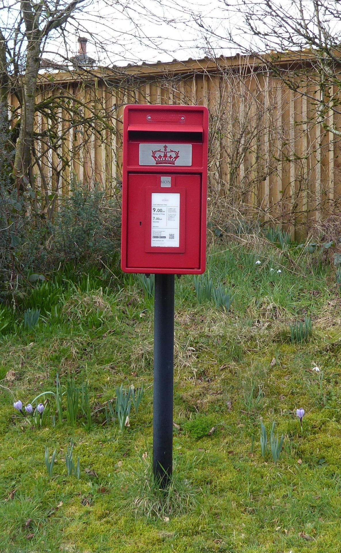 Keltie Bridge, Keltie Bridge, Scottish Crown
