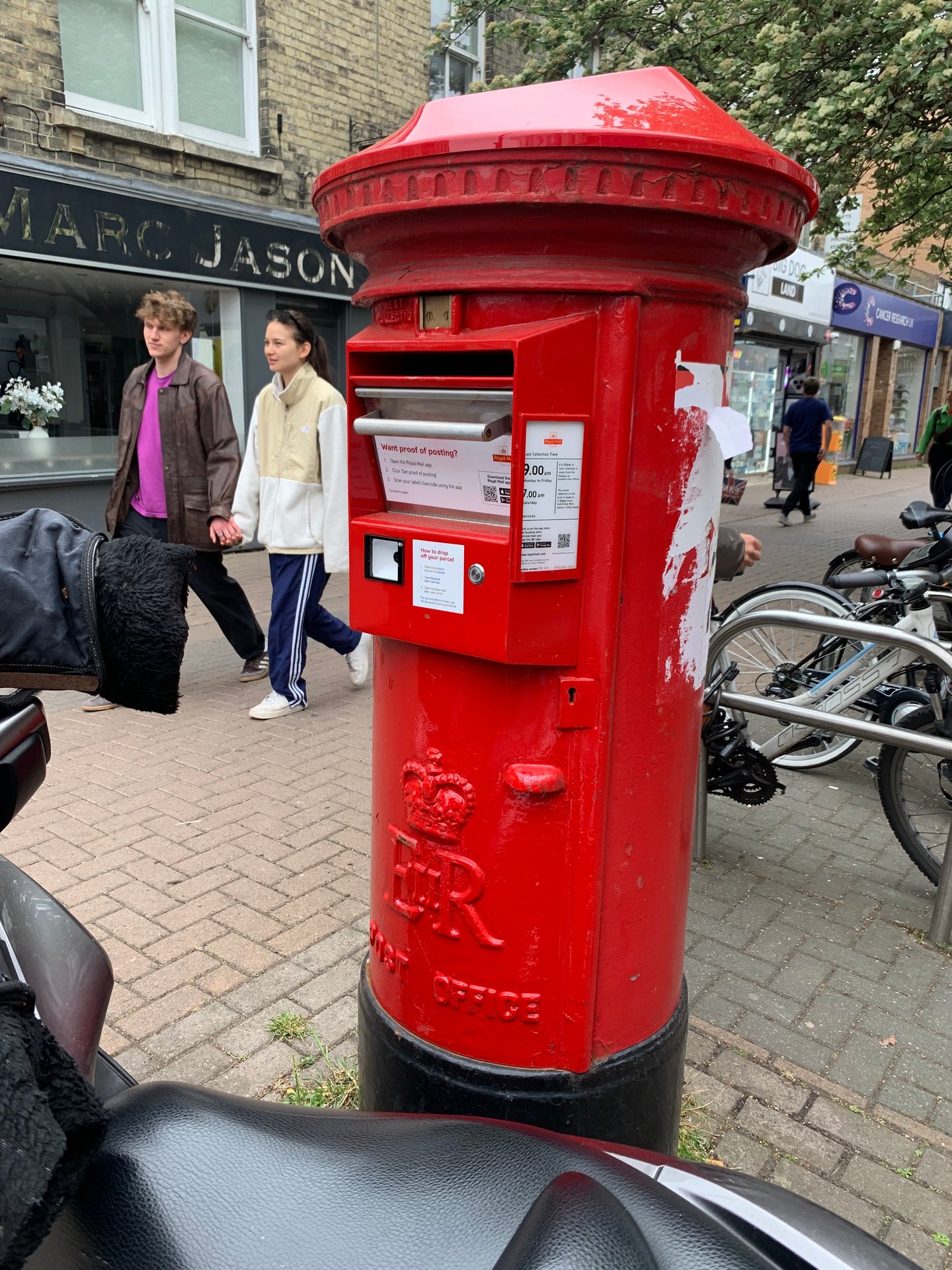 Burleigh Street, Cambridge, Queen Elizabeth II
