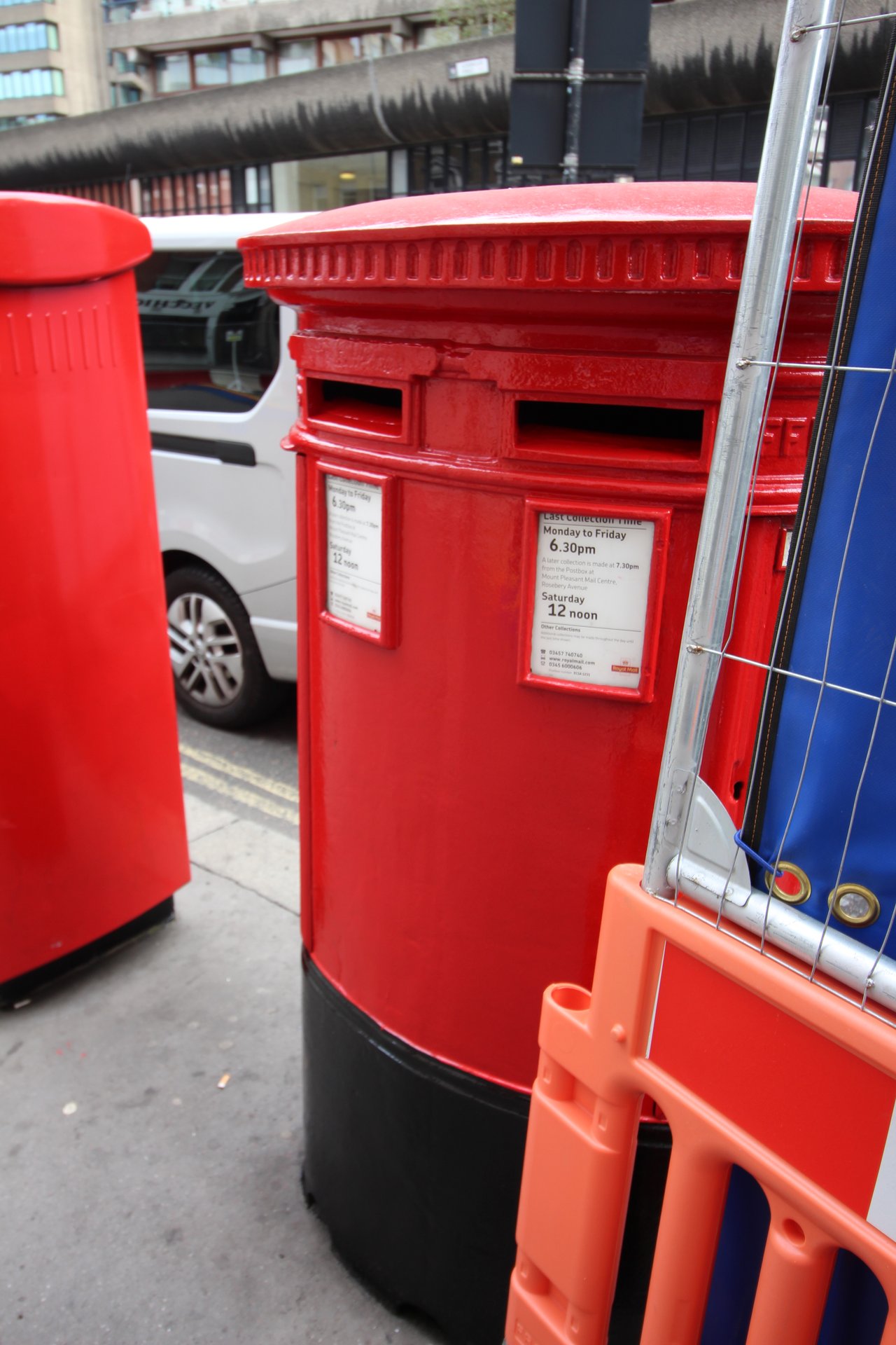 Aldersgate Street, City of London photo 2