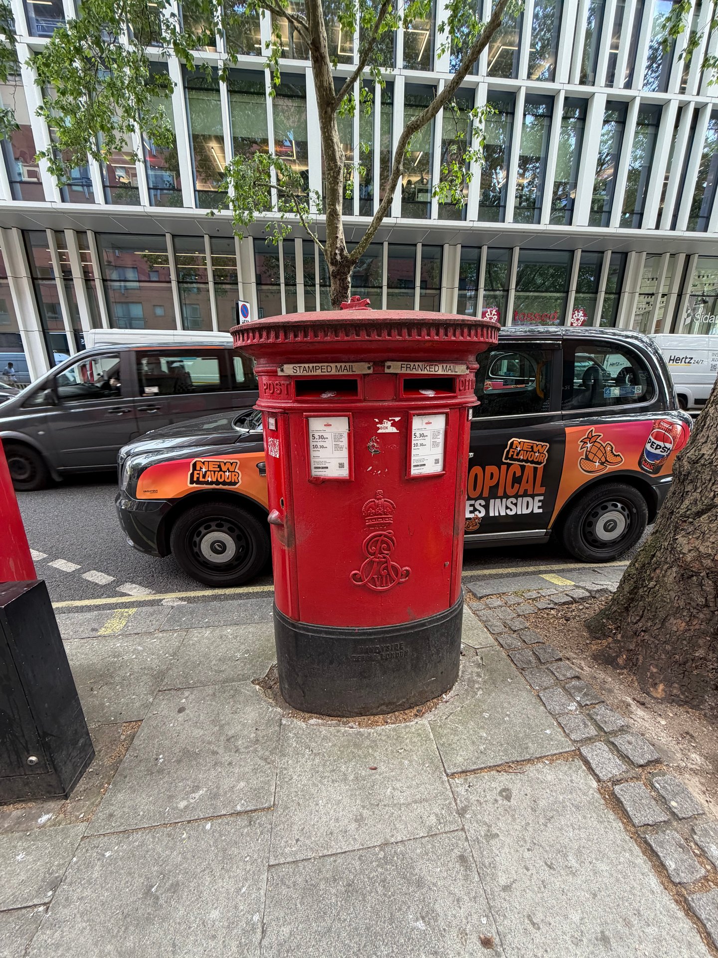 Gray's Inn Road, Greater London photo 2