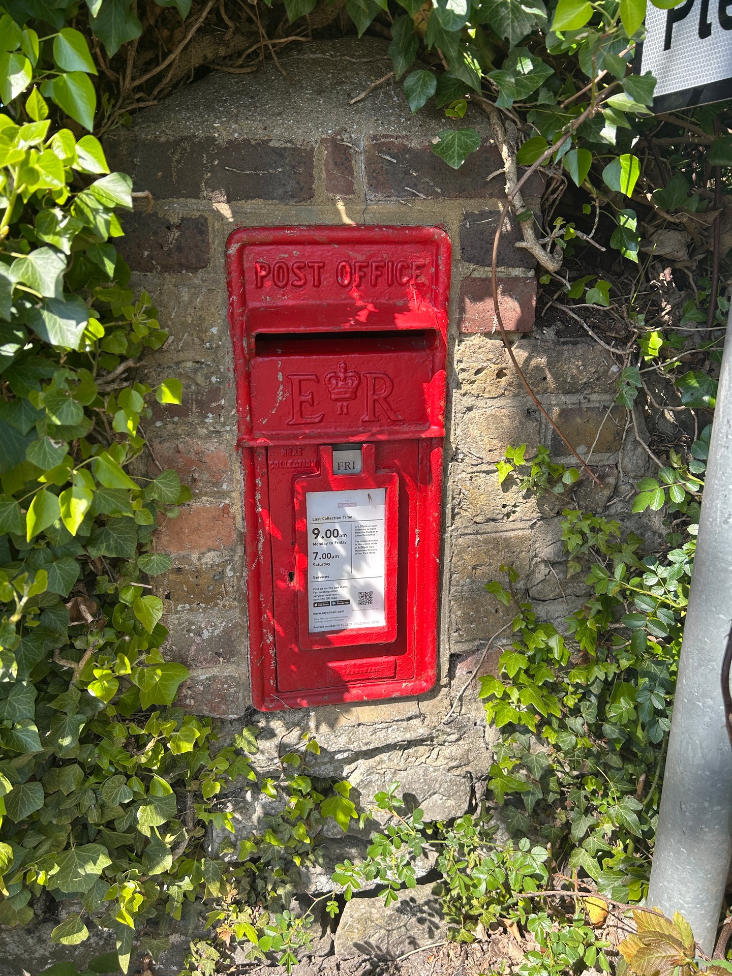 Stockett Lane, Loose photo 2