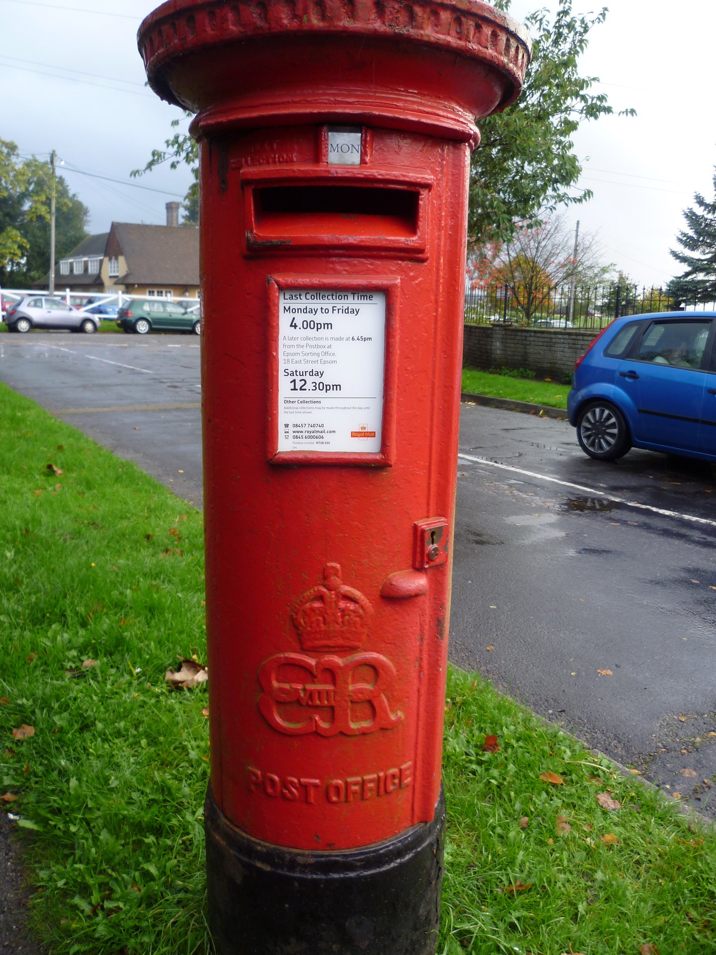 Downs Wood, Tattenham Corner photo 2