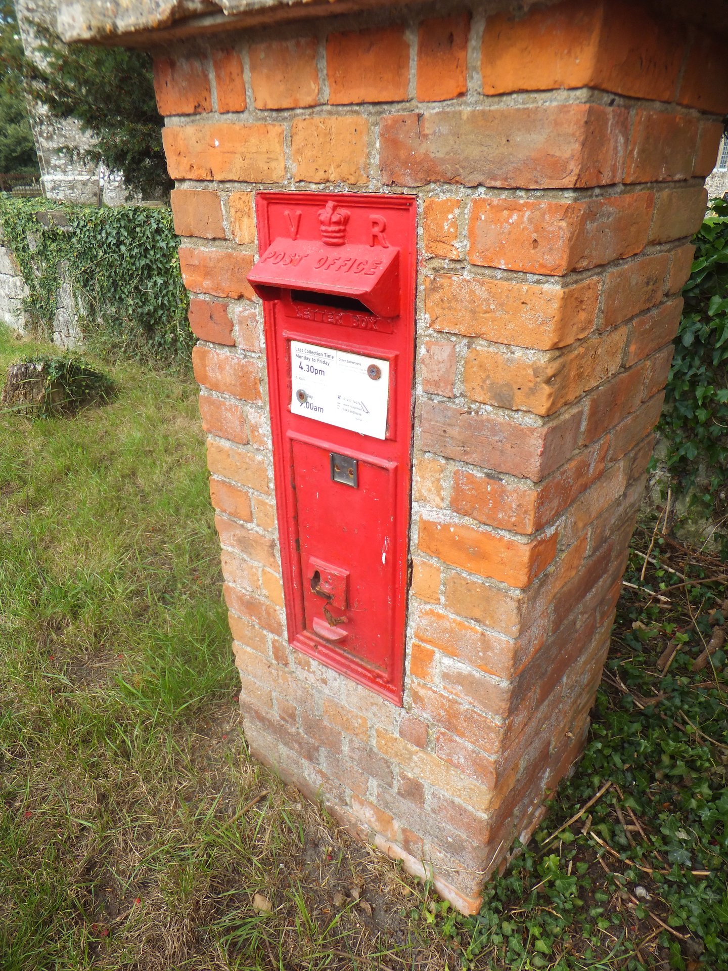 Ashford road, Ivychurch photo 3