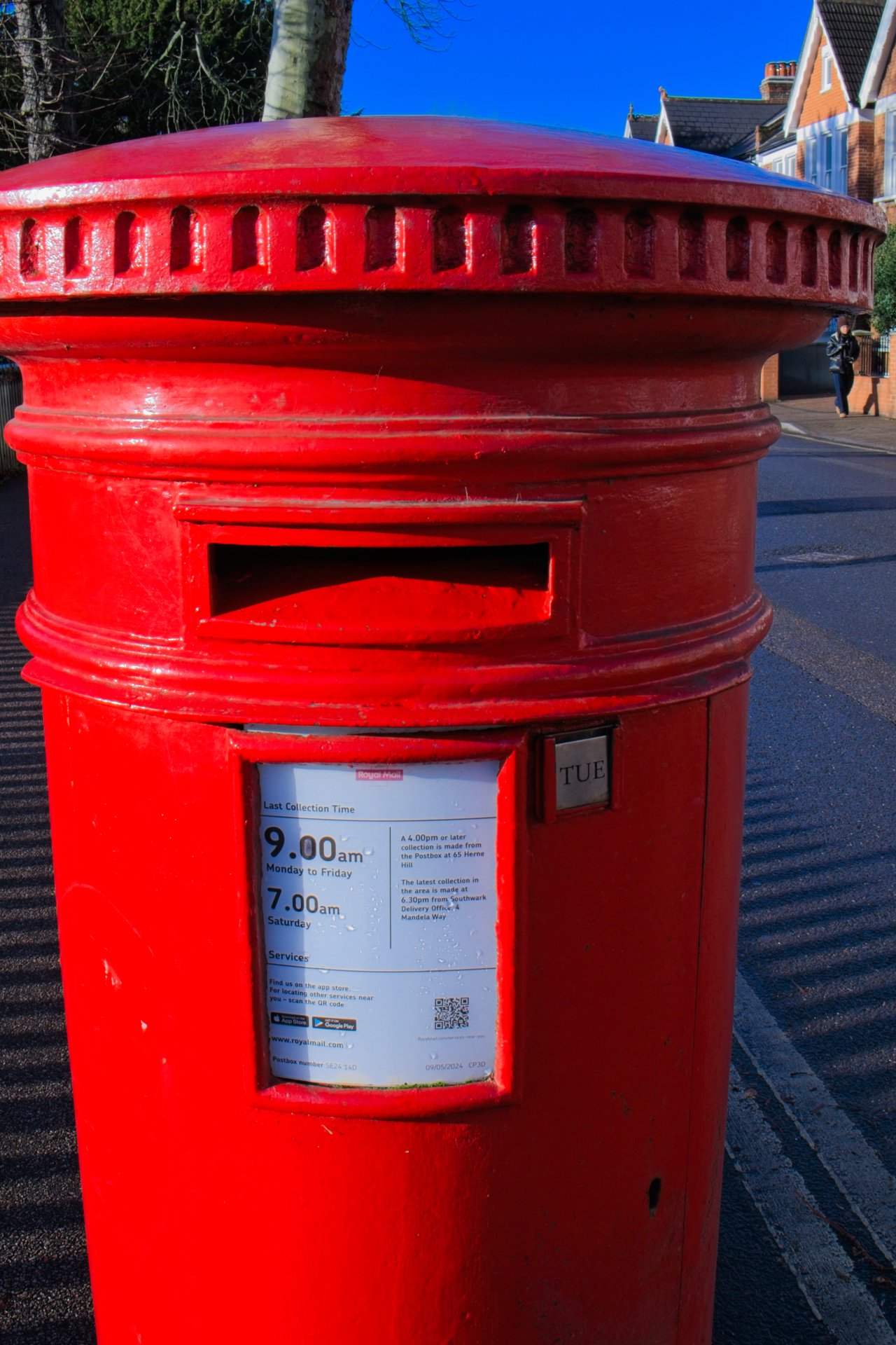 Half Moon Lane, Greater London photo 4