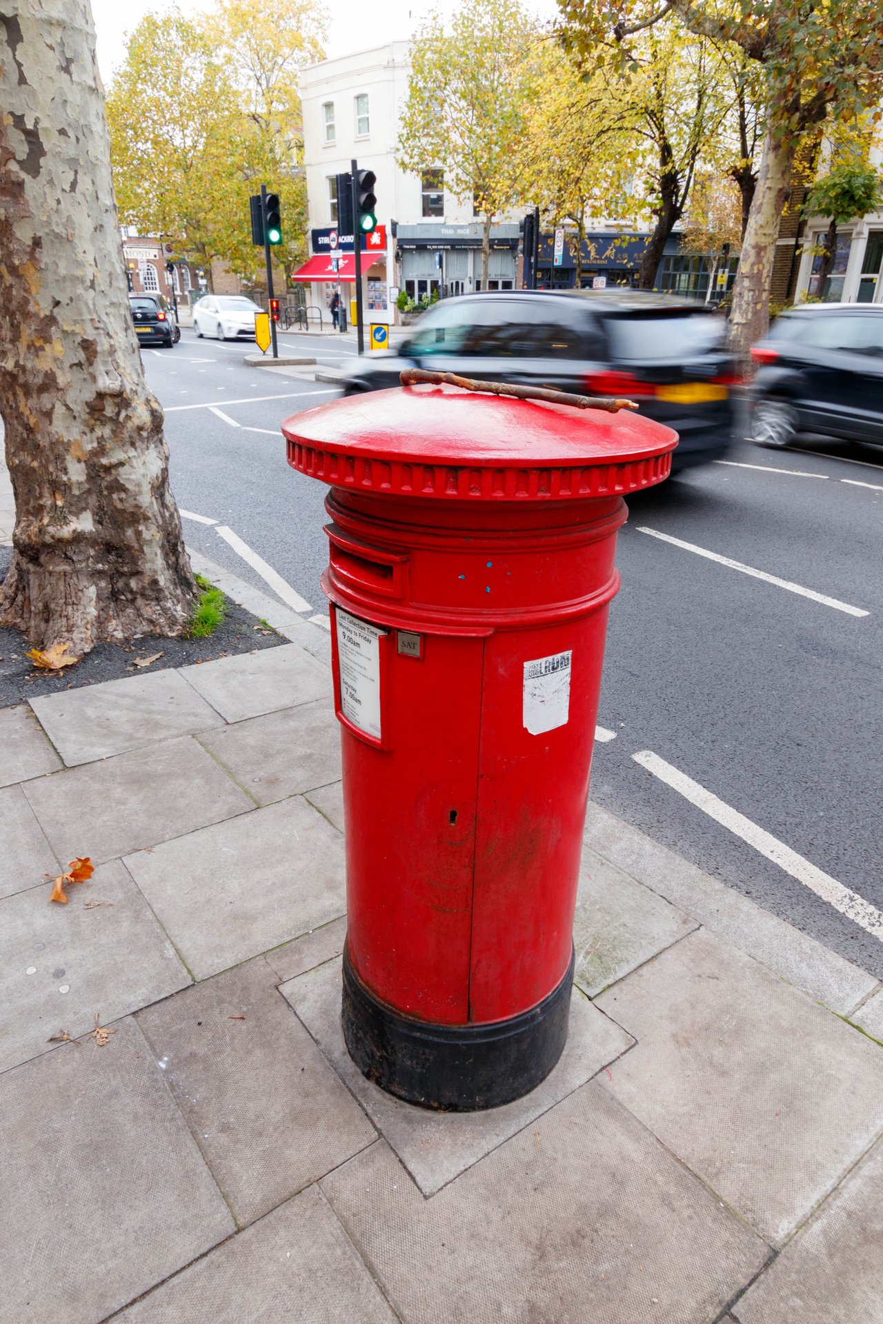 Allen Street, Greater London photo 4