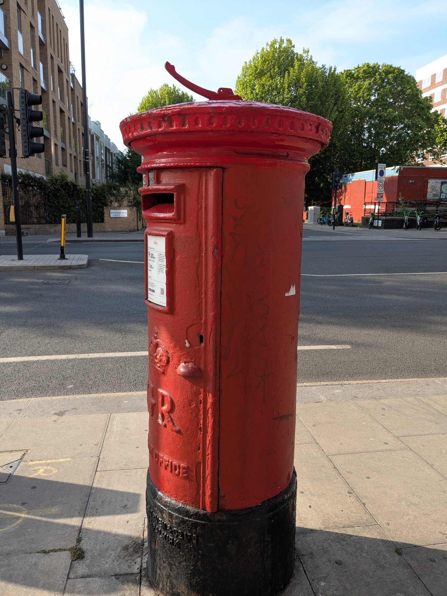 Goldhawk Road photo 2