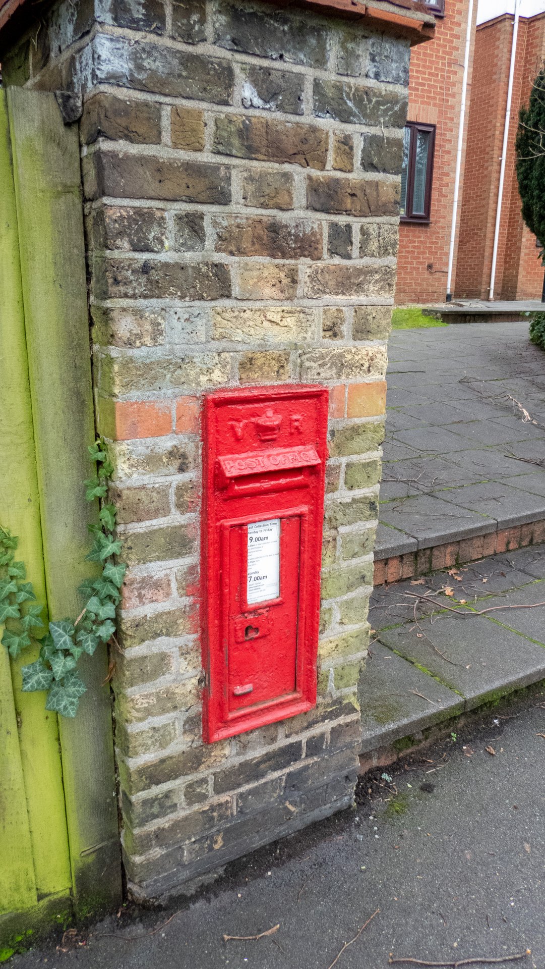 Lyonsdown Road, Chipping Barnet photo 4