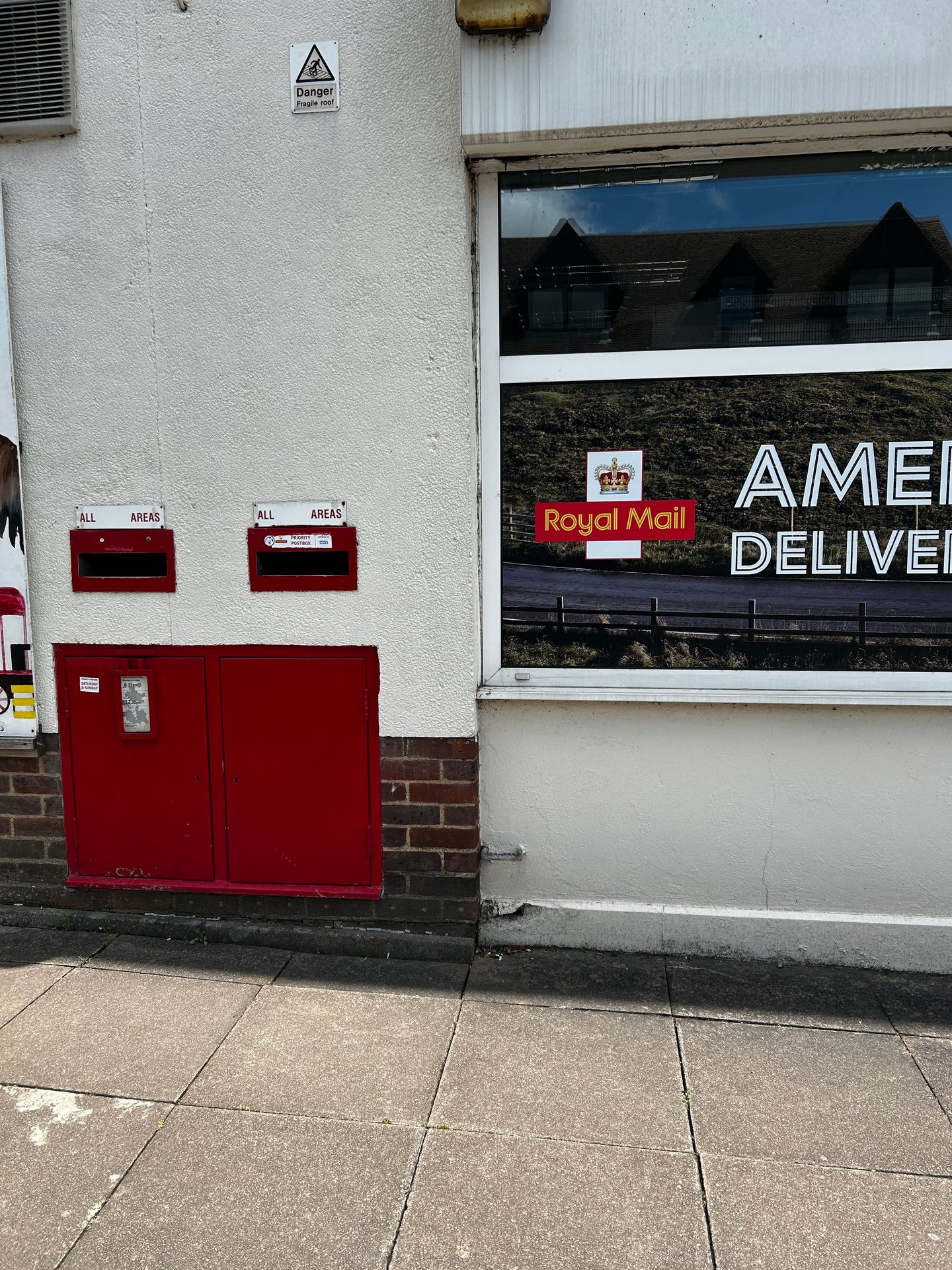 Hill Avenue photo 2