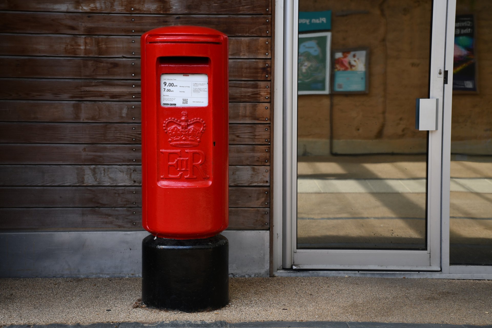Eden Project Visitor Centre, Queen Elizabeth II