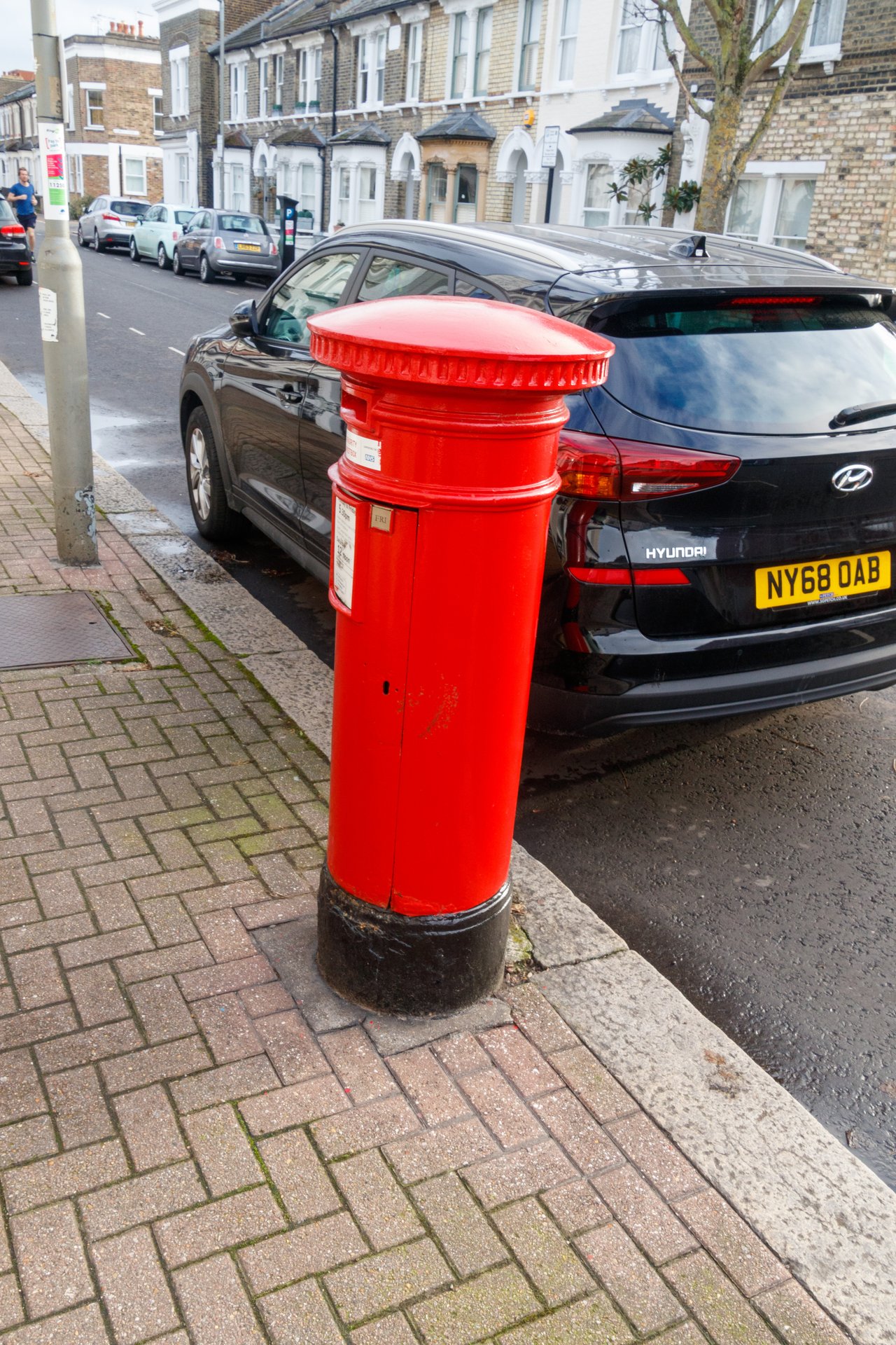 Shuttleworth Road, Greater London photo 5