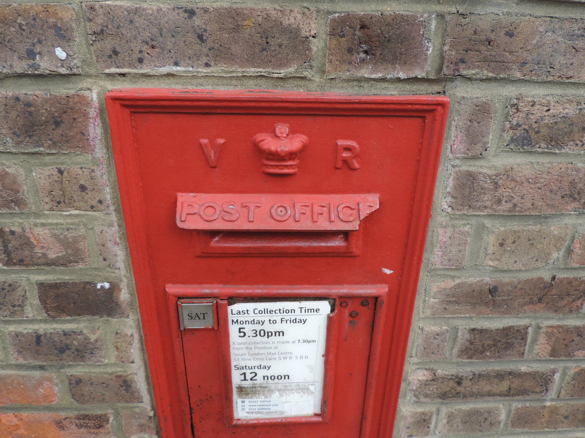 Parkside Avenue, Greater London photo 3