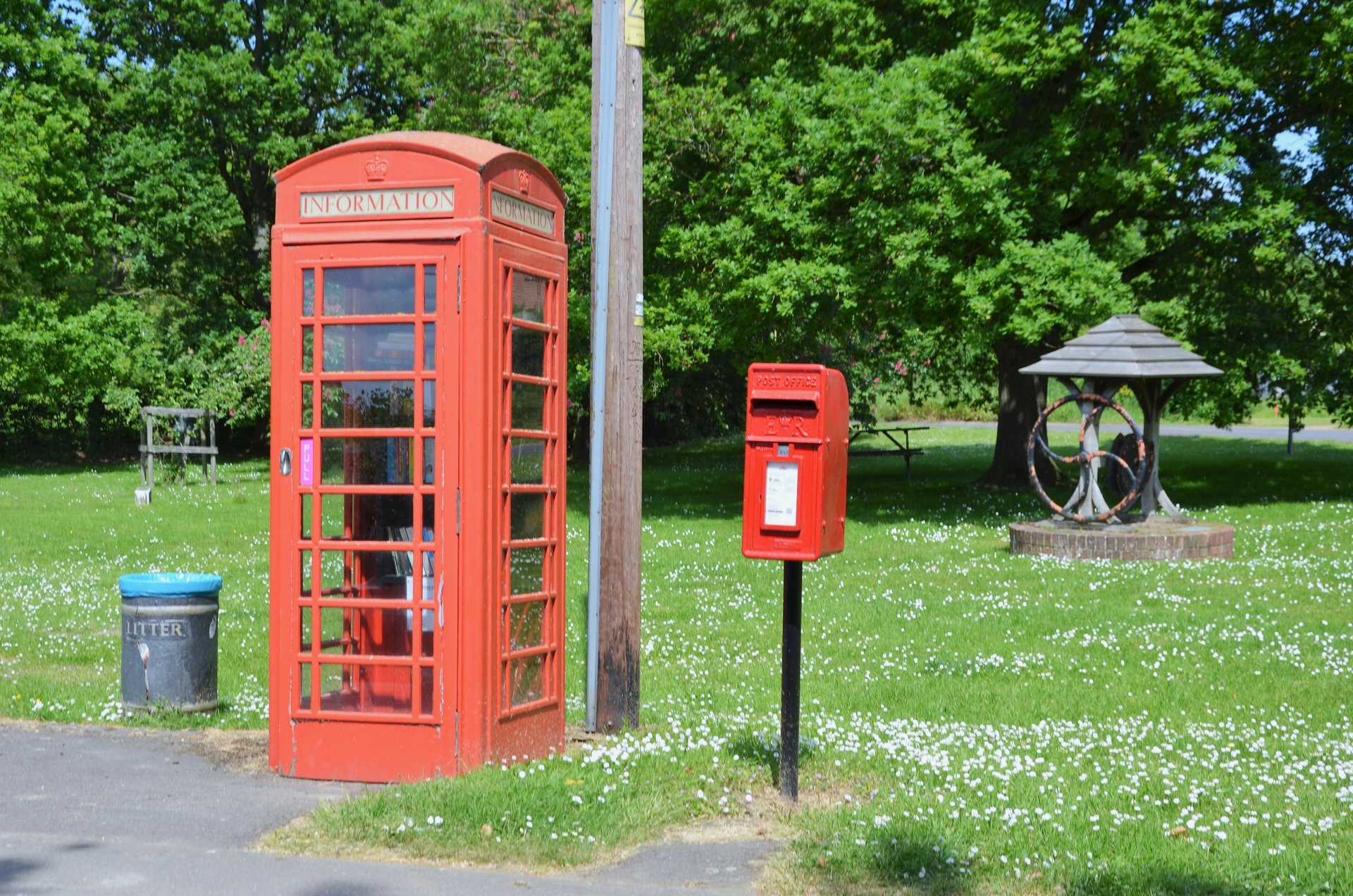 Church Lane, Dunsden Green, Queen Elizabeth II