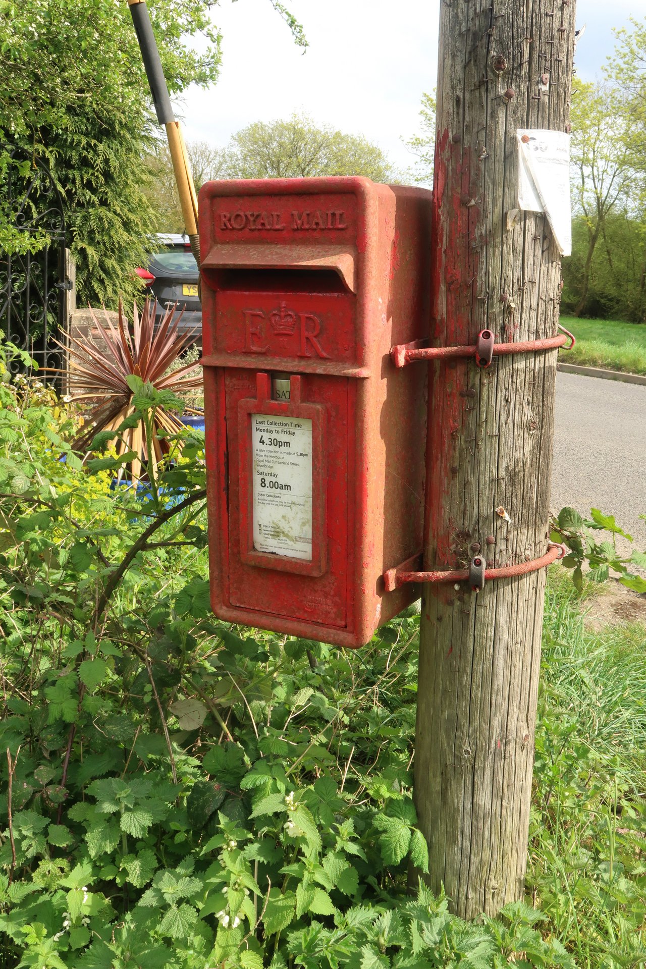B1119, Saxtead Green, Queen Elizabeth II