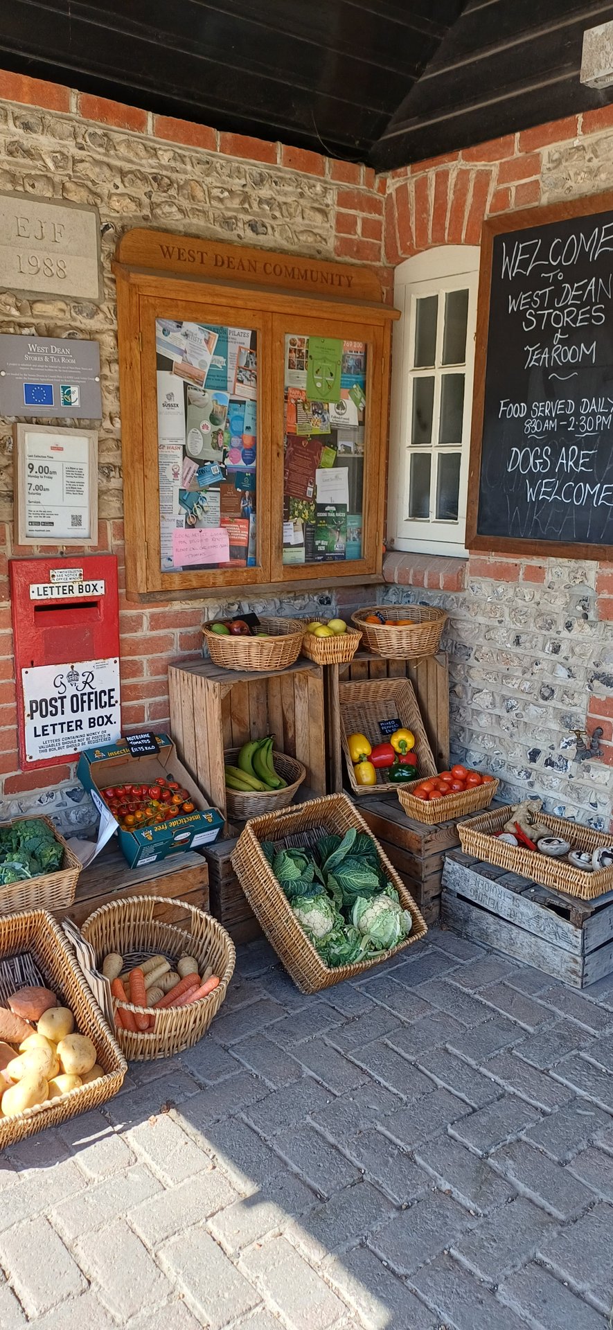 Church Lane, West Dean photo 2