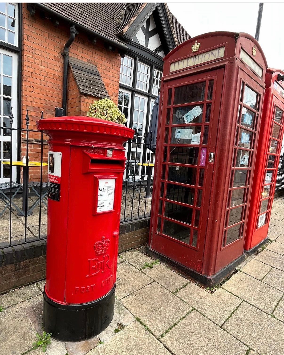 Henley Street, Stratford-upon-Avon, Queen Elizabeth II