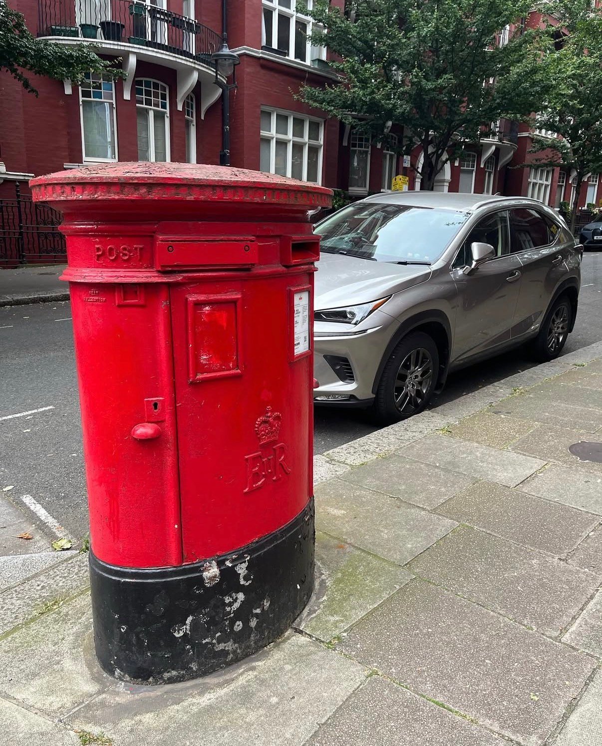 Transept Street, City of Westminster, Queen Elizabeth II