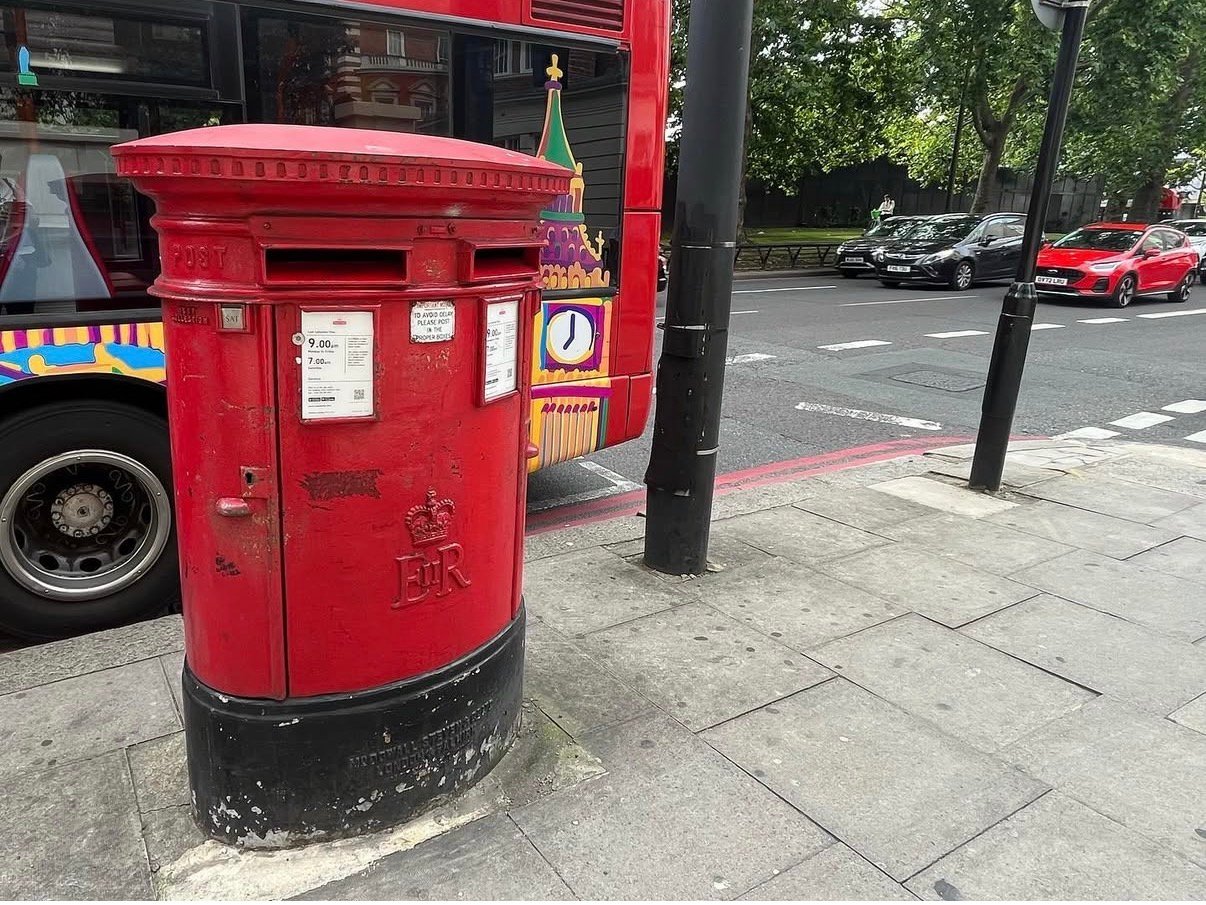 Park Lane, City of Westminster, Queen Elizabeth II