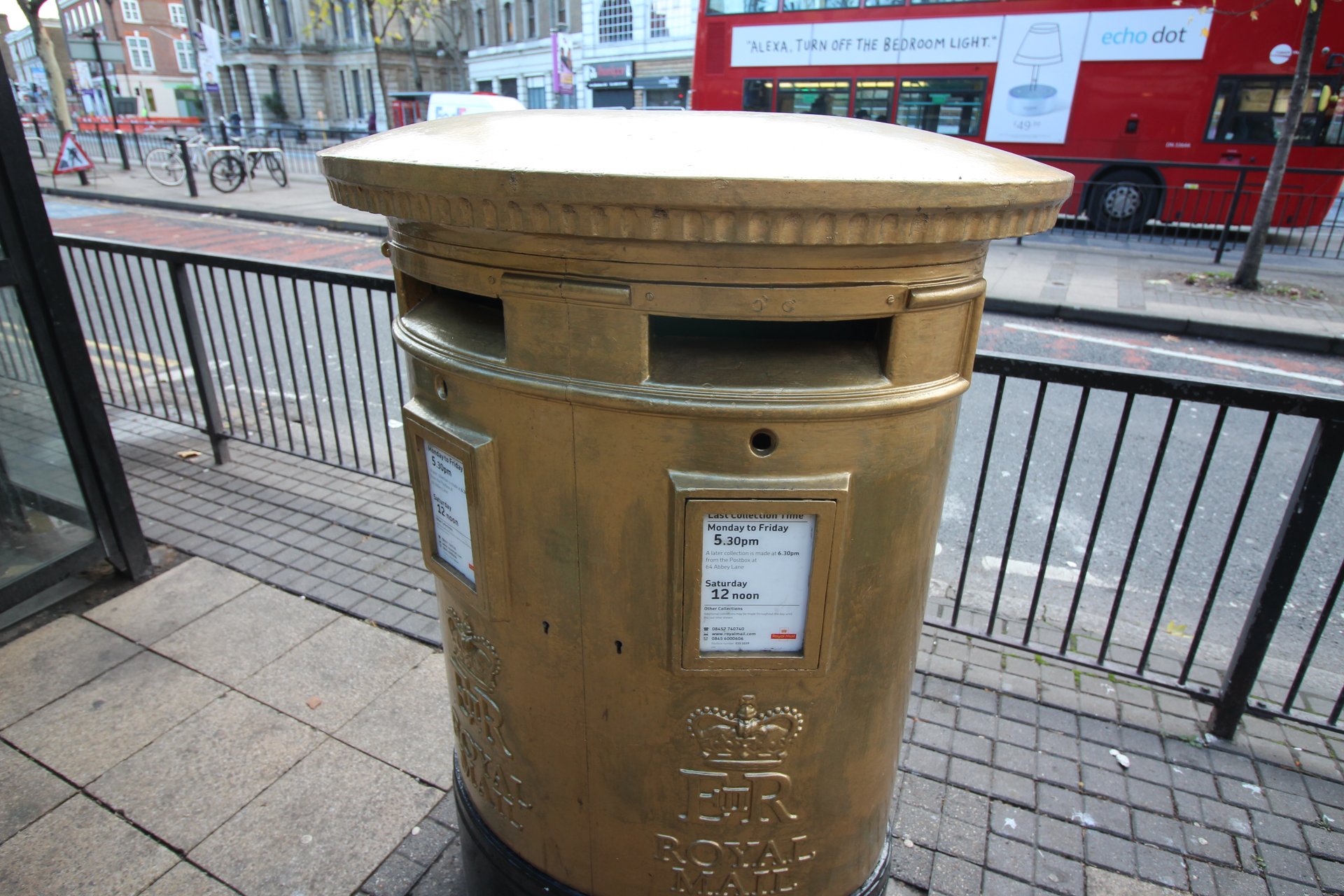 Broadway, Newham photo 6