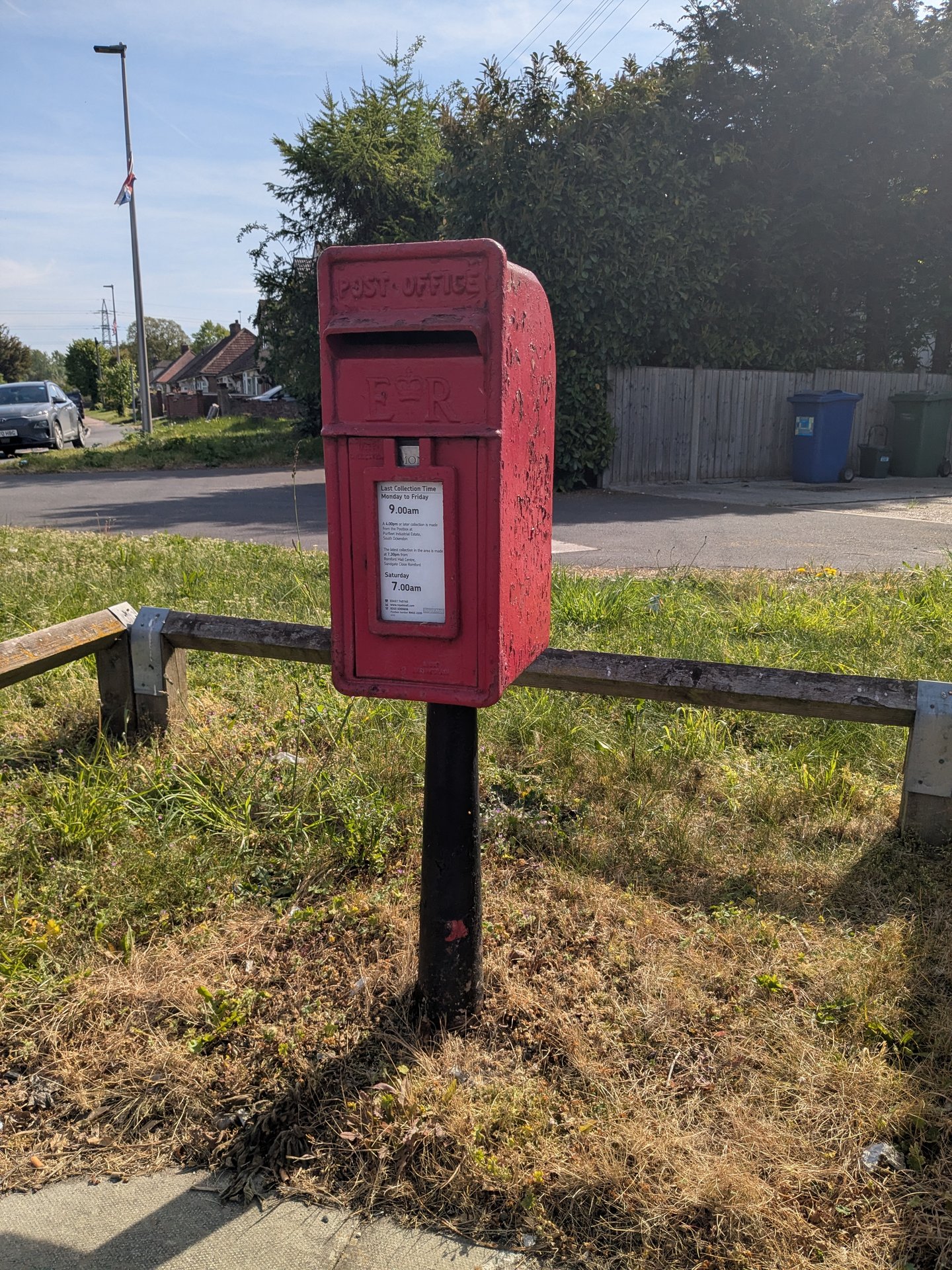 Purfleet Road, Aveley photo 2