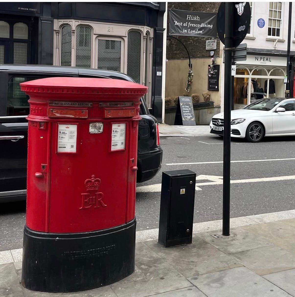 New Bond Street, City of Westminster, Queen Elizabeth II