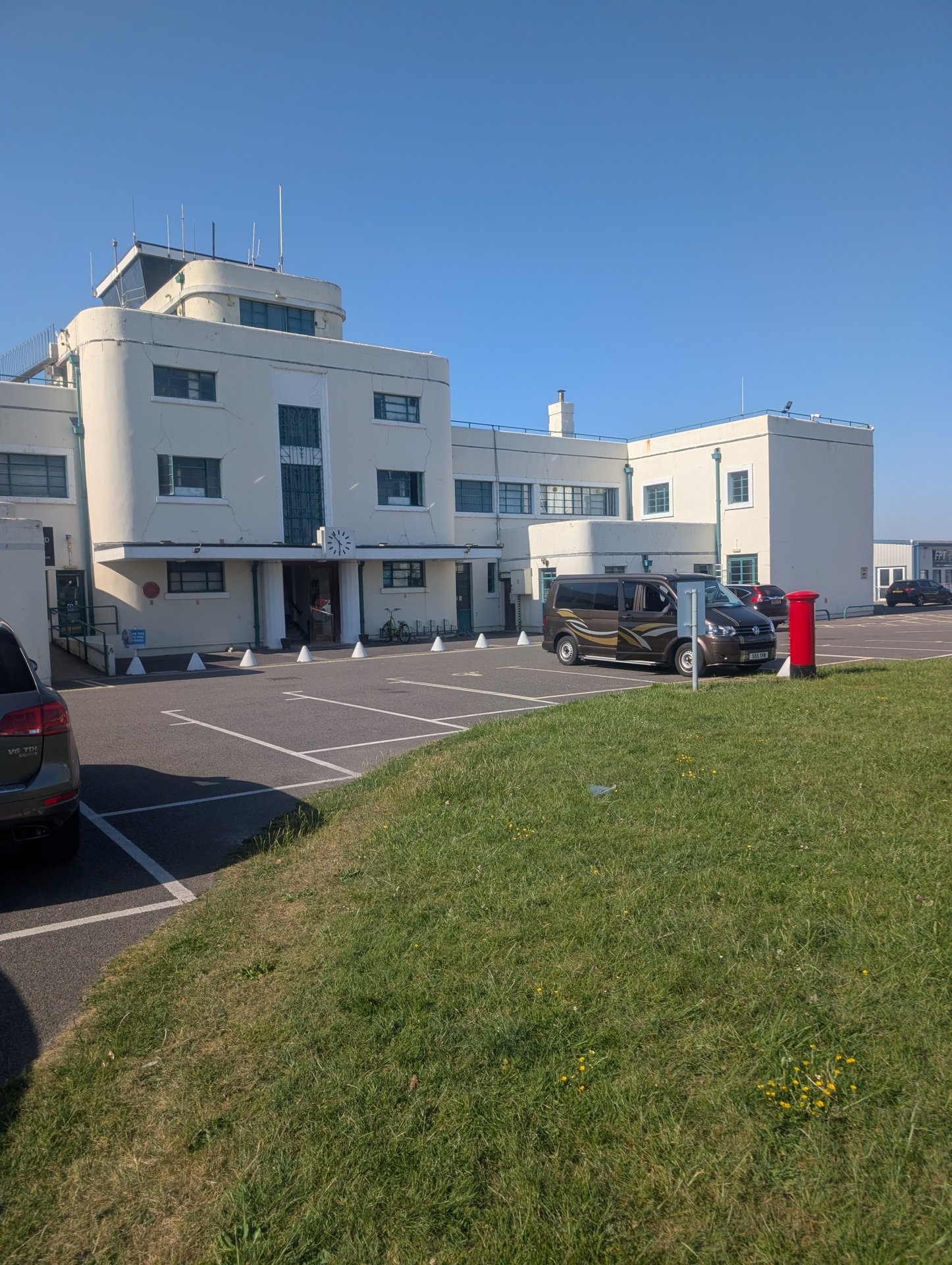 Cecil Pashley Way, Lancing photo 2
