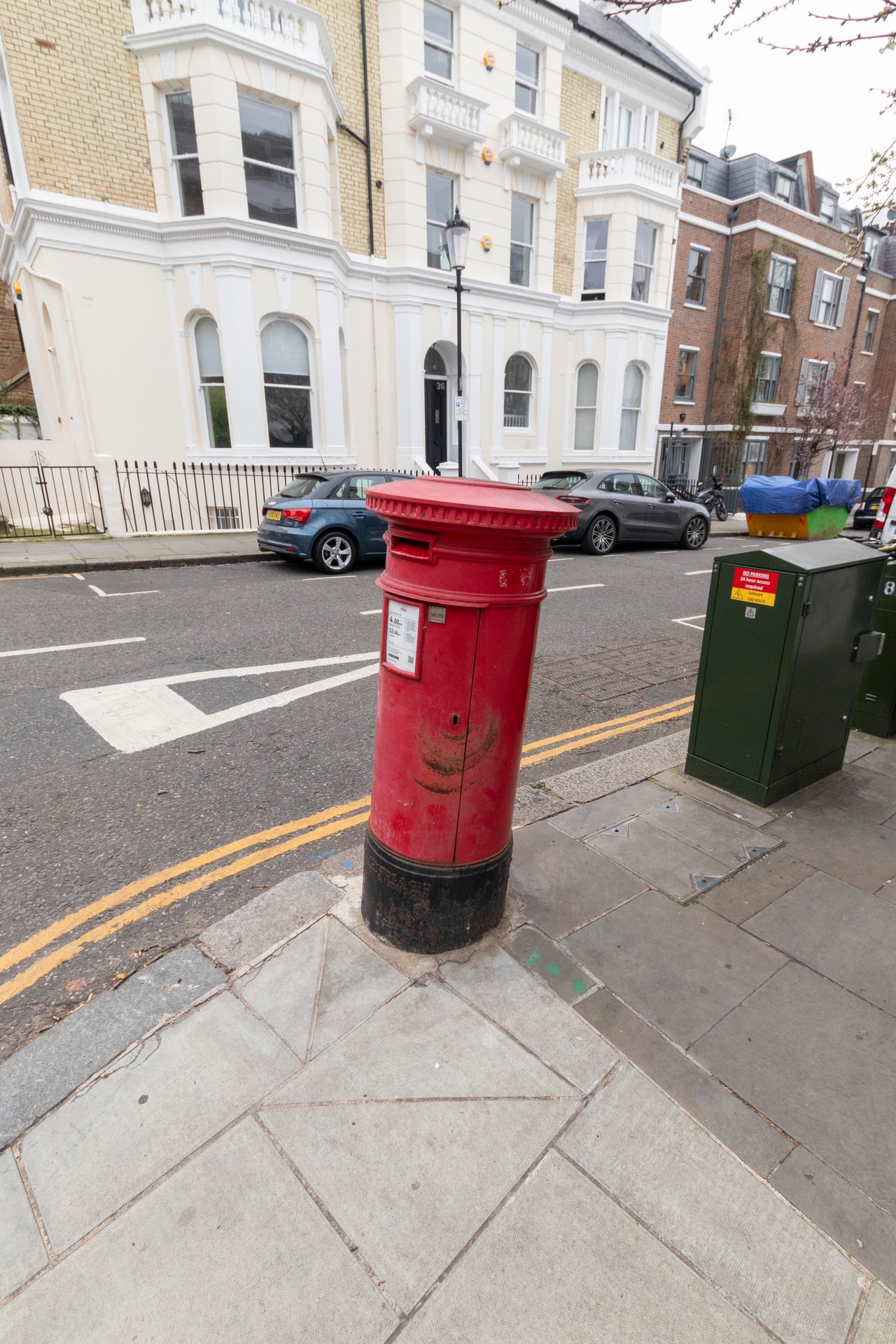 Aubrey Walk, Greater London photo 2