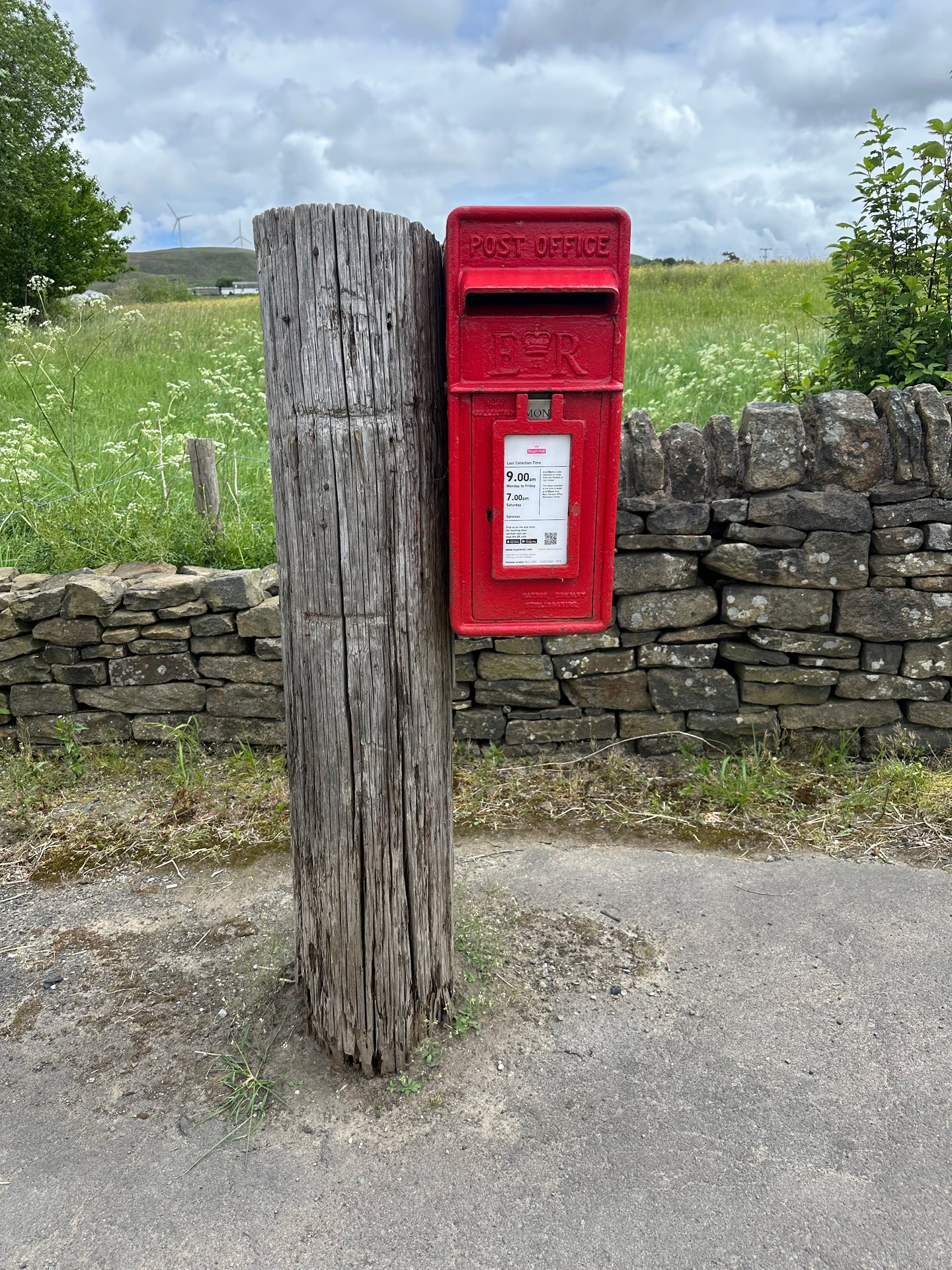 Whalley Road, Shuttleworth, Queen Elizabeth II