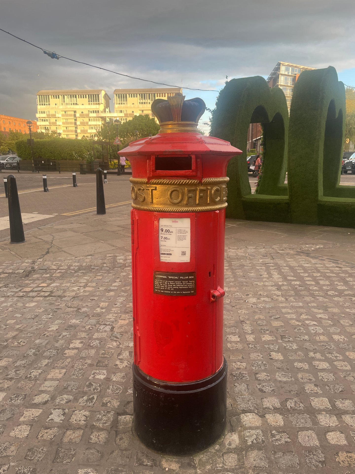 Liverpool Special Pillar Box, Salthouse Quay, Liverpool photo 6