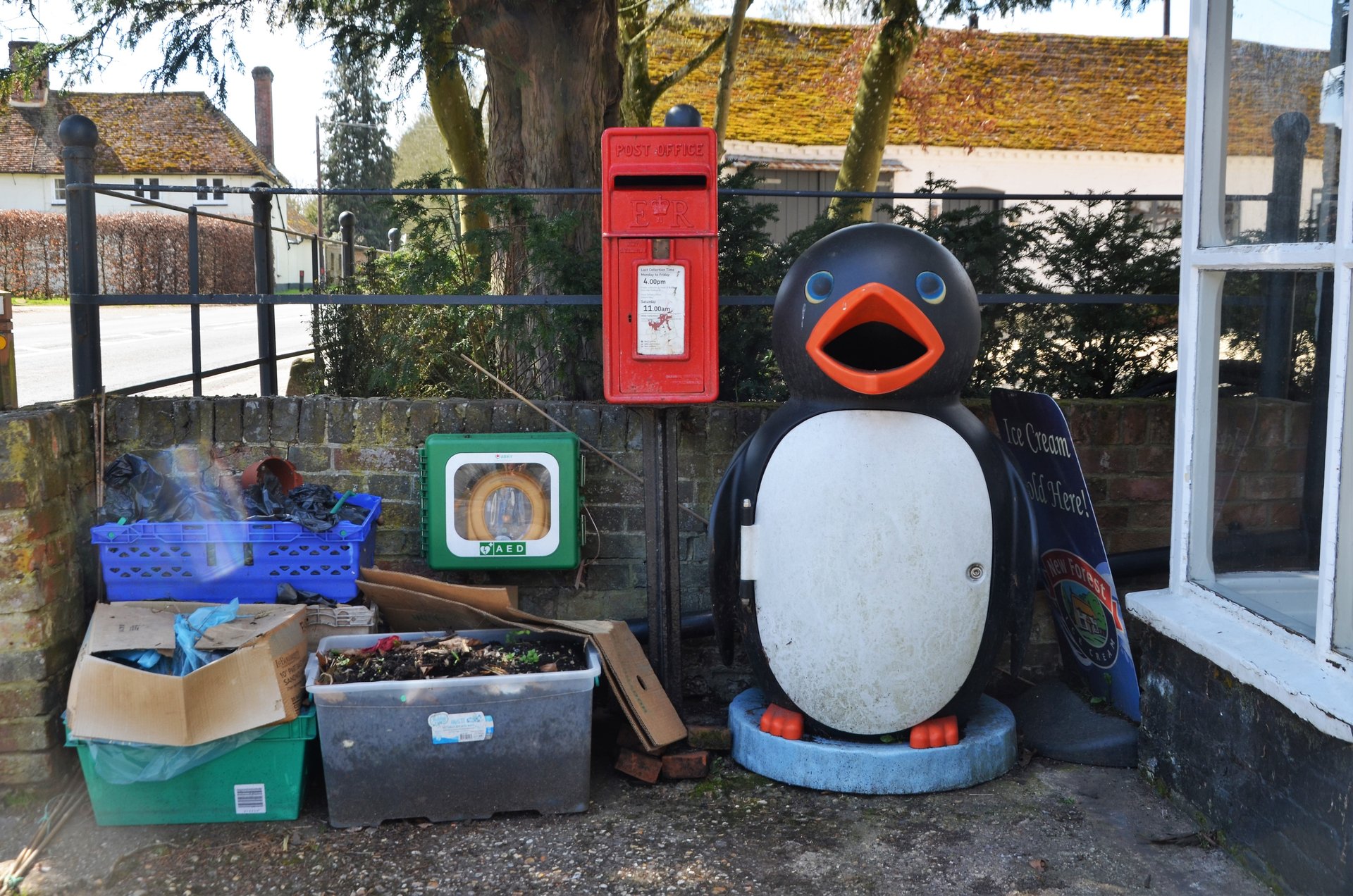 Alton Road, Hart, Queen Elizabeth II