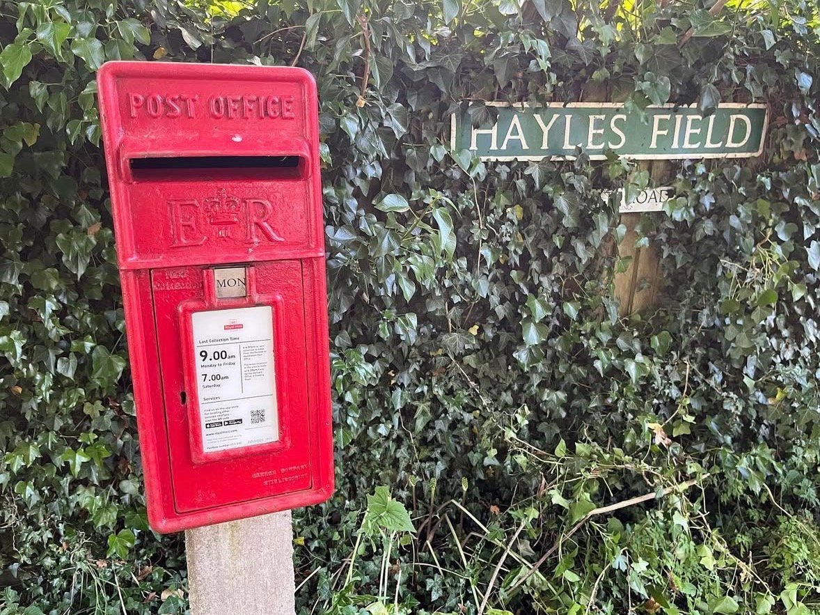 Hayles Field, Frieth, Queen Elizabeth II