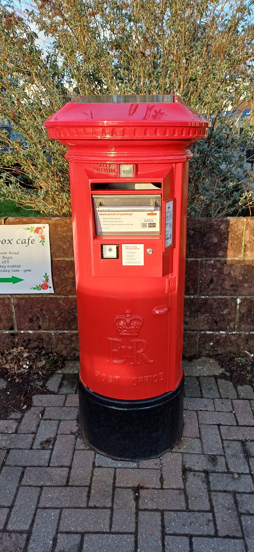 Rose Green Road, Aldwick, Queen Elizabeth II