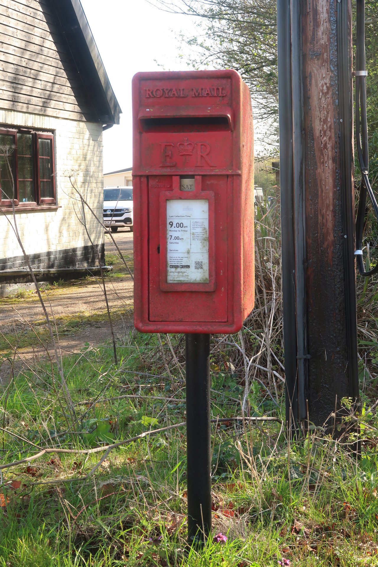 Sparrowhawk Road, Halesworth photo 3