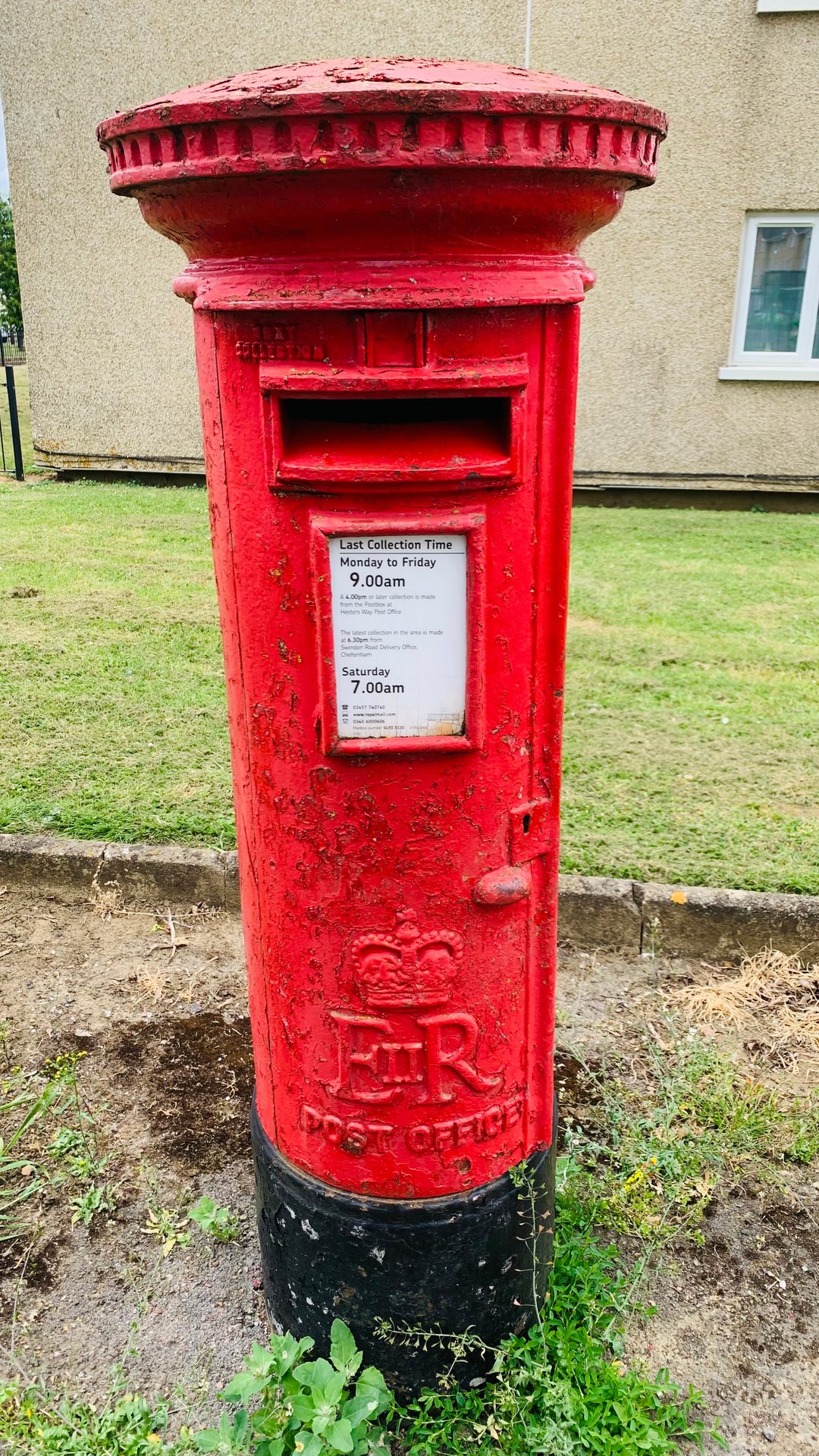 Postbox: Marsland Road, Cheltenham, Cheltenham, Gloucestershire