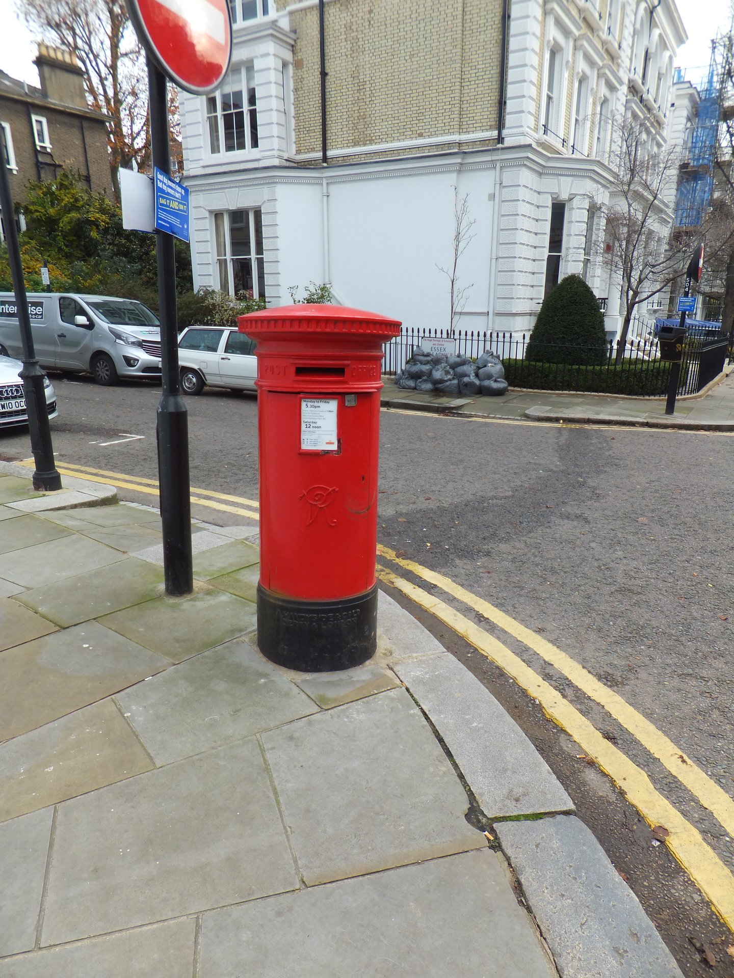 Essex Villas, Greater London photo 5