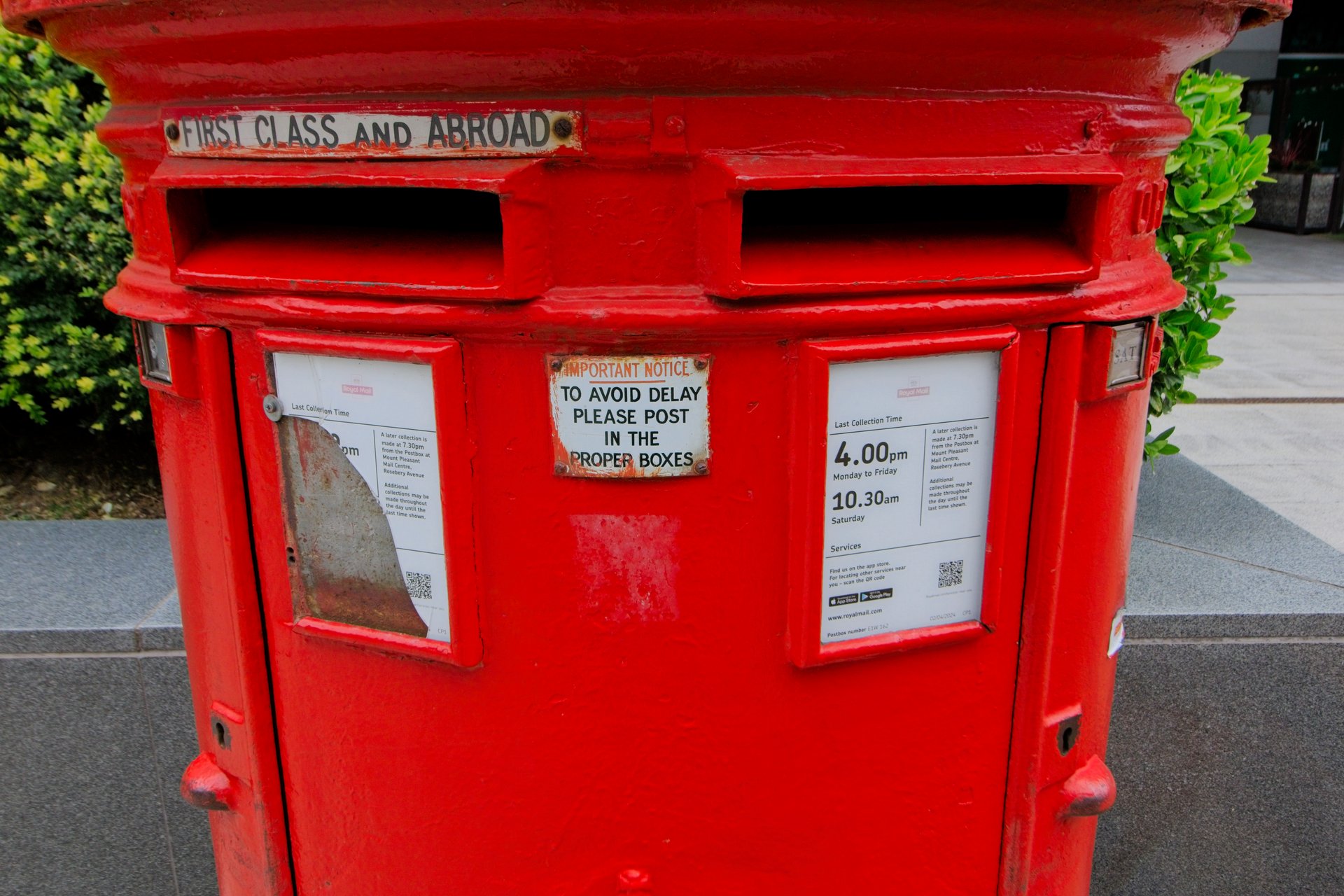 Nesham Street, Greater London photo 3