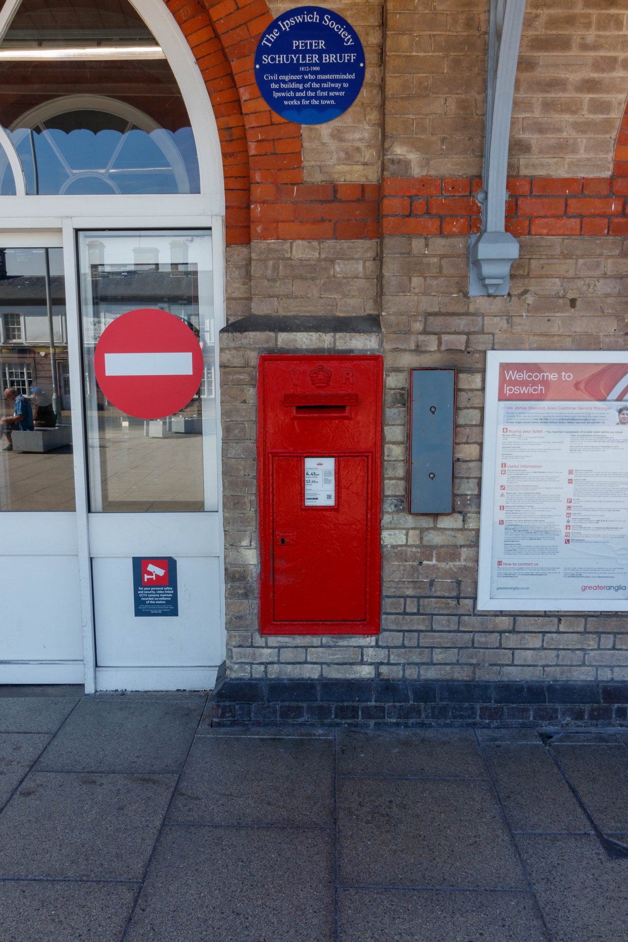 Station Yard, Ipswich photo 2