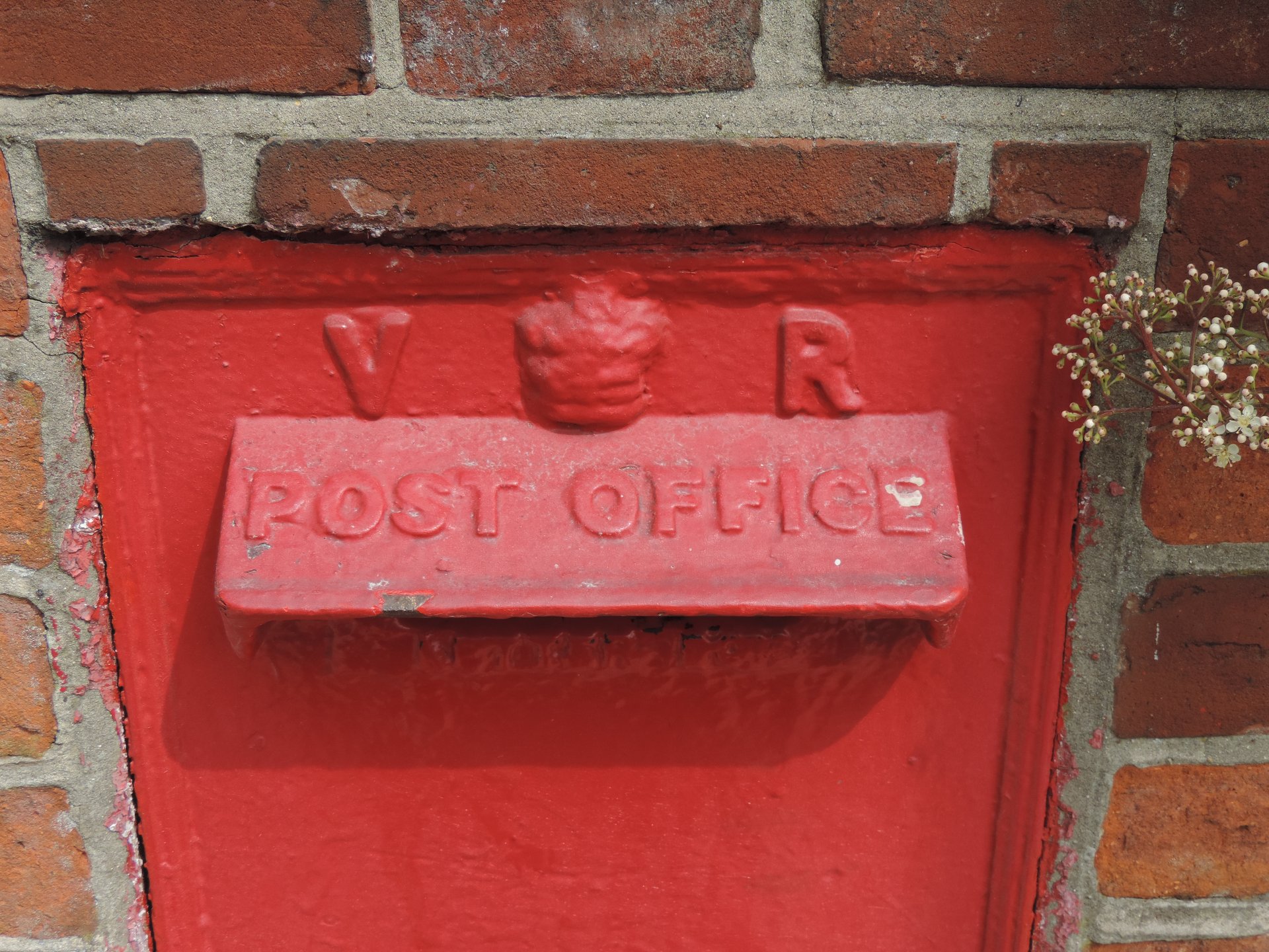 Ferry Road, Greater London photo 4