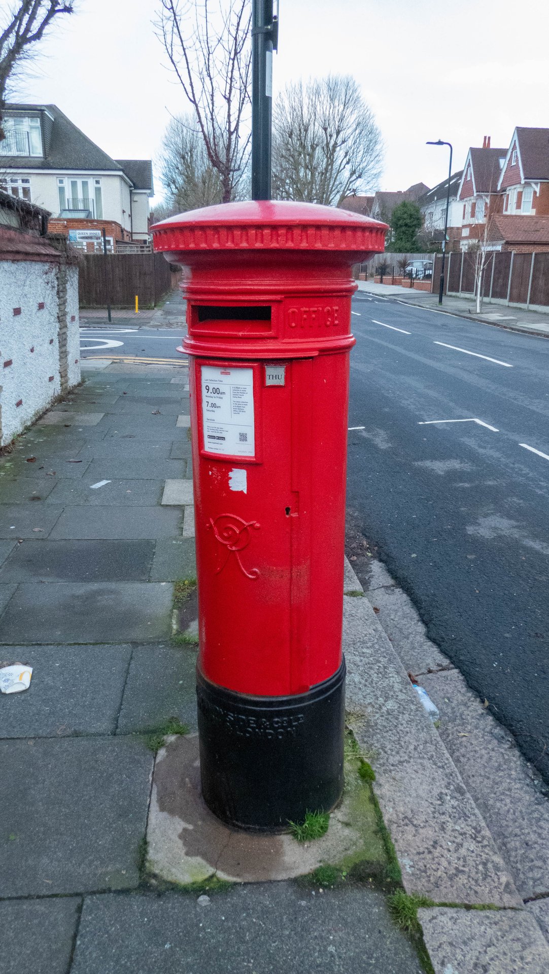 Ascott Avenue, Greater London photo 2