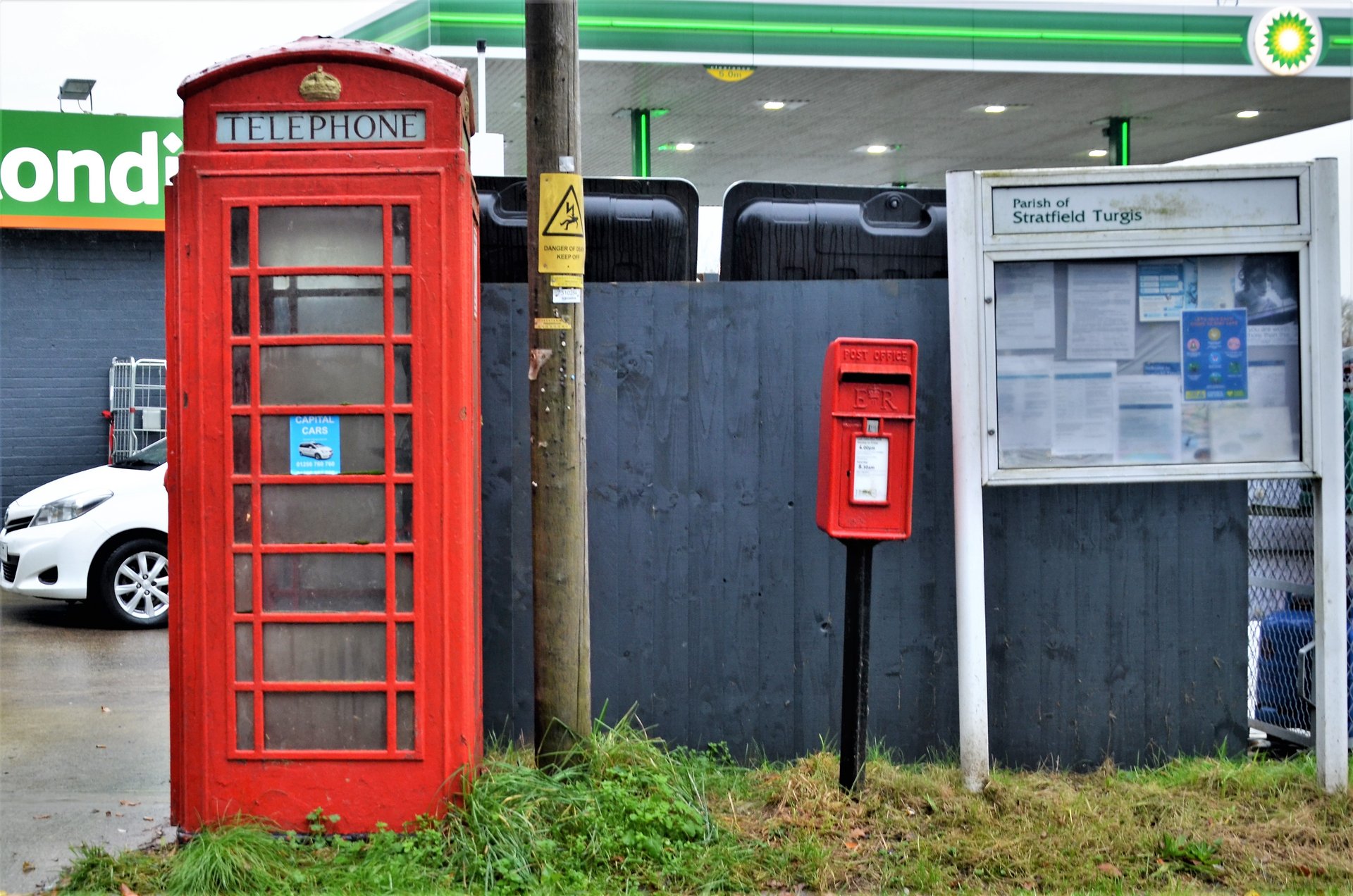 Bottle Lane, Turgis Green, Queen Elizabeth II