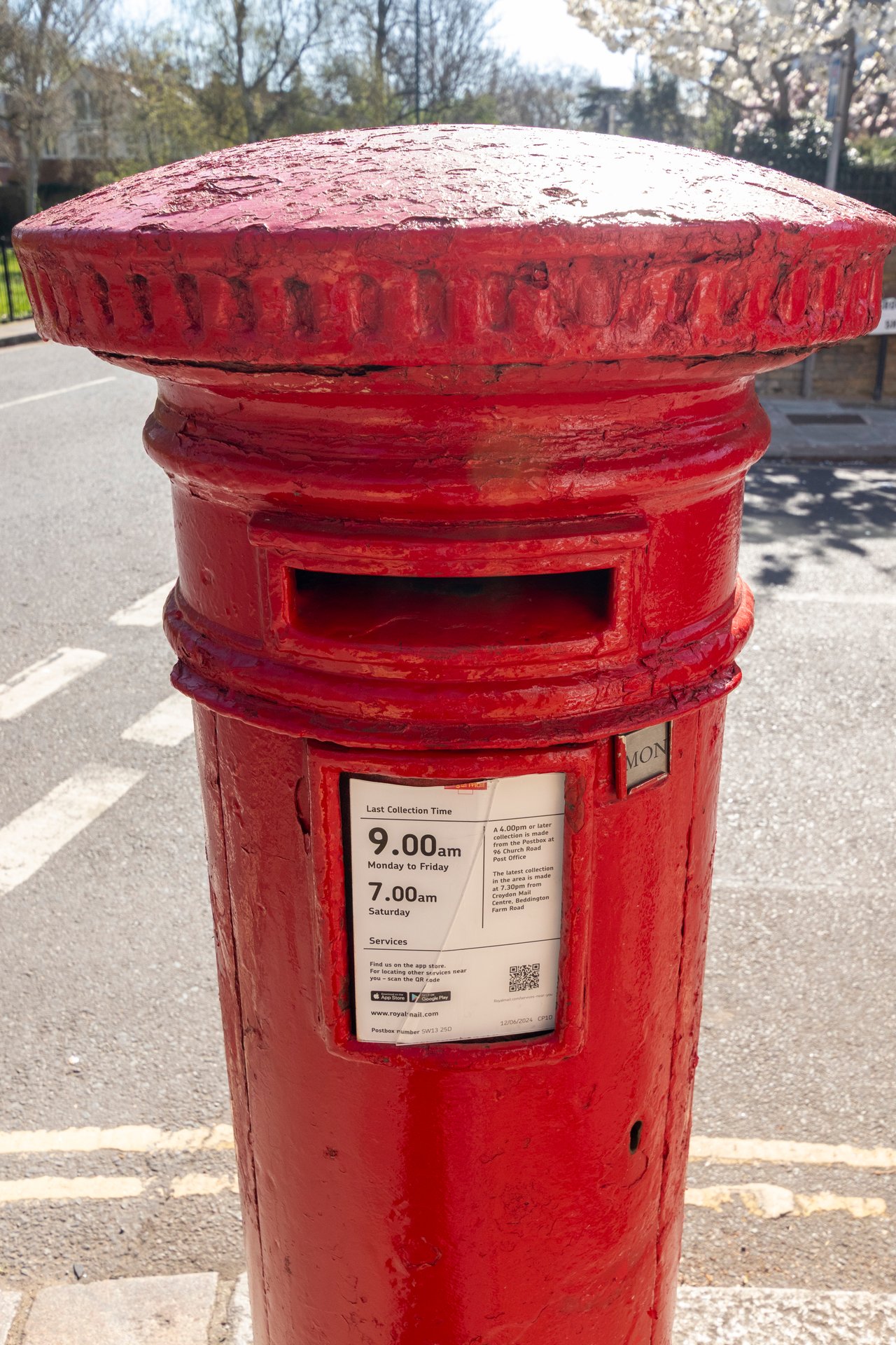 Brookwood Avenue, Barnes photo 2