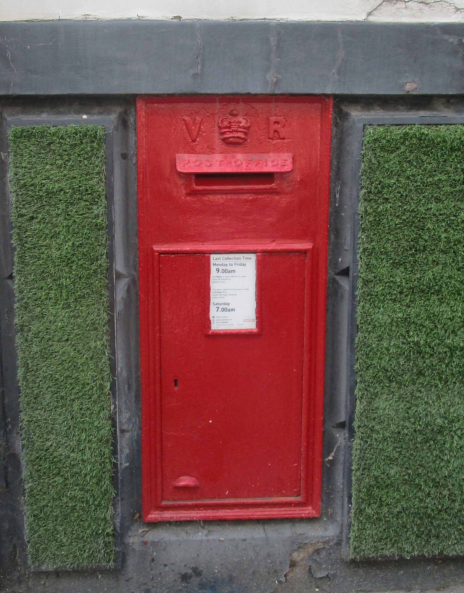 Old Hall Street, Liverpool, Queen Victoria