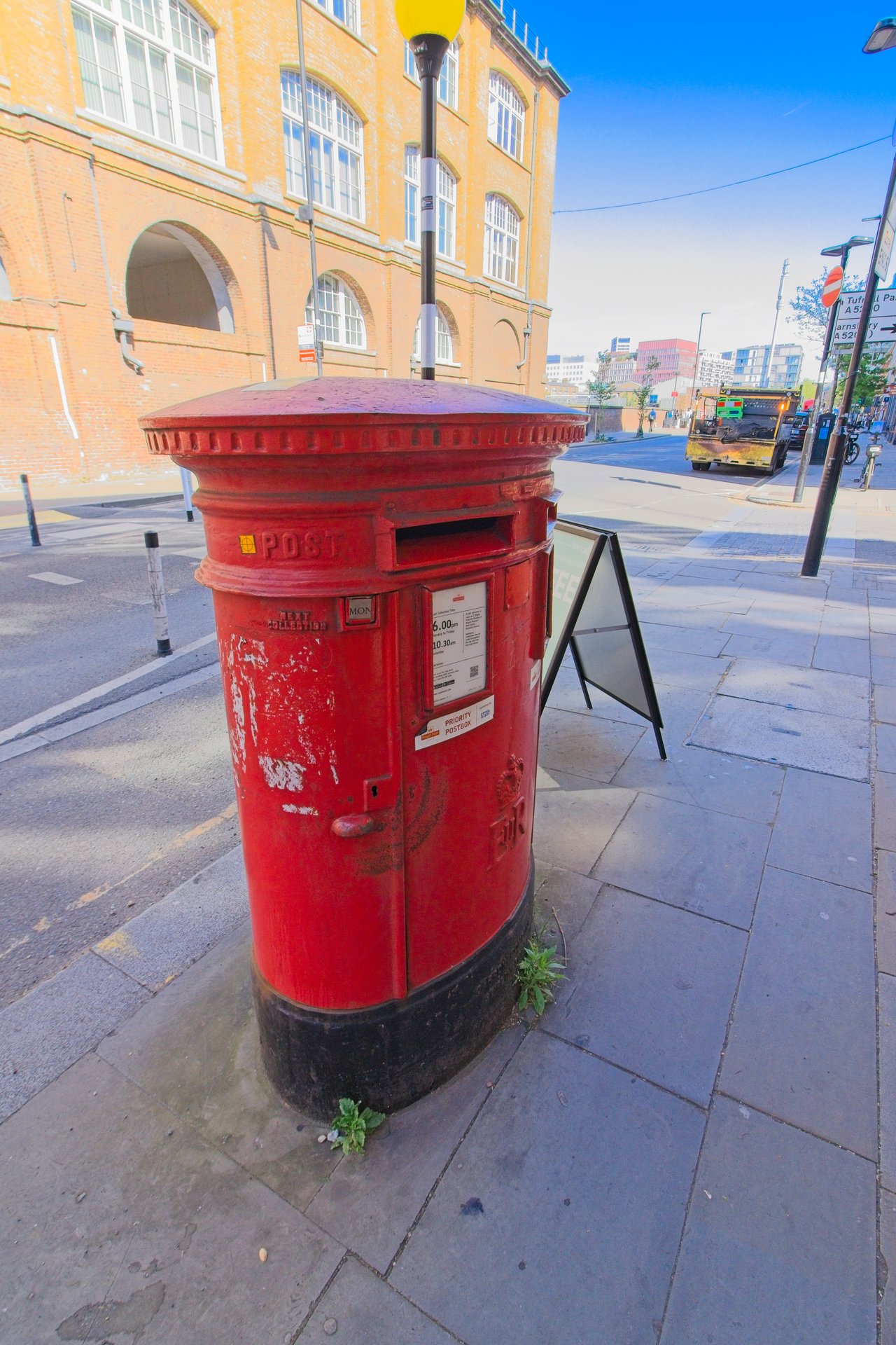 Railway Street, Greater London photo 5