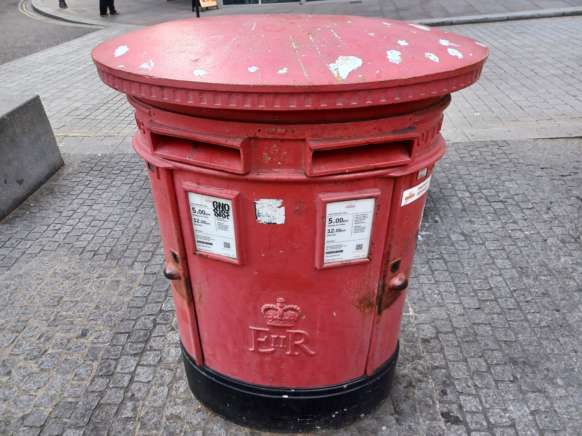 Petty Wales, Greater London photo 10